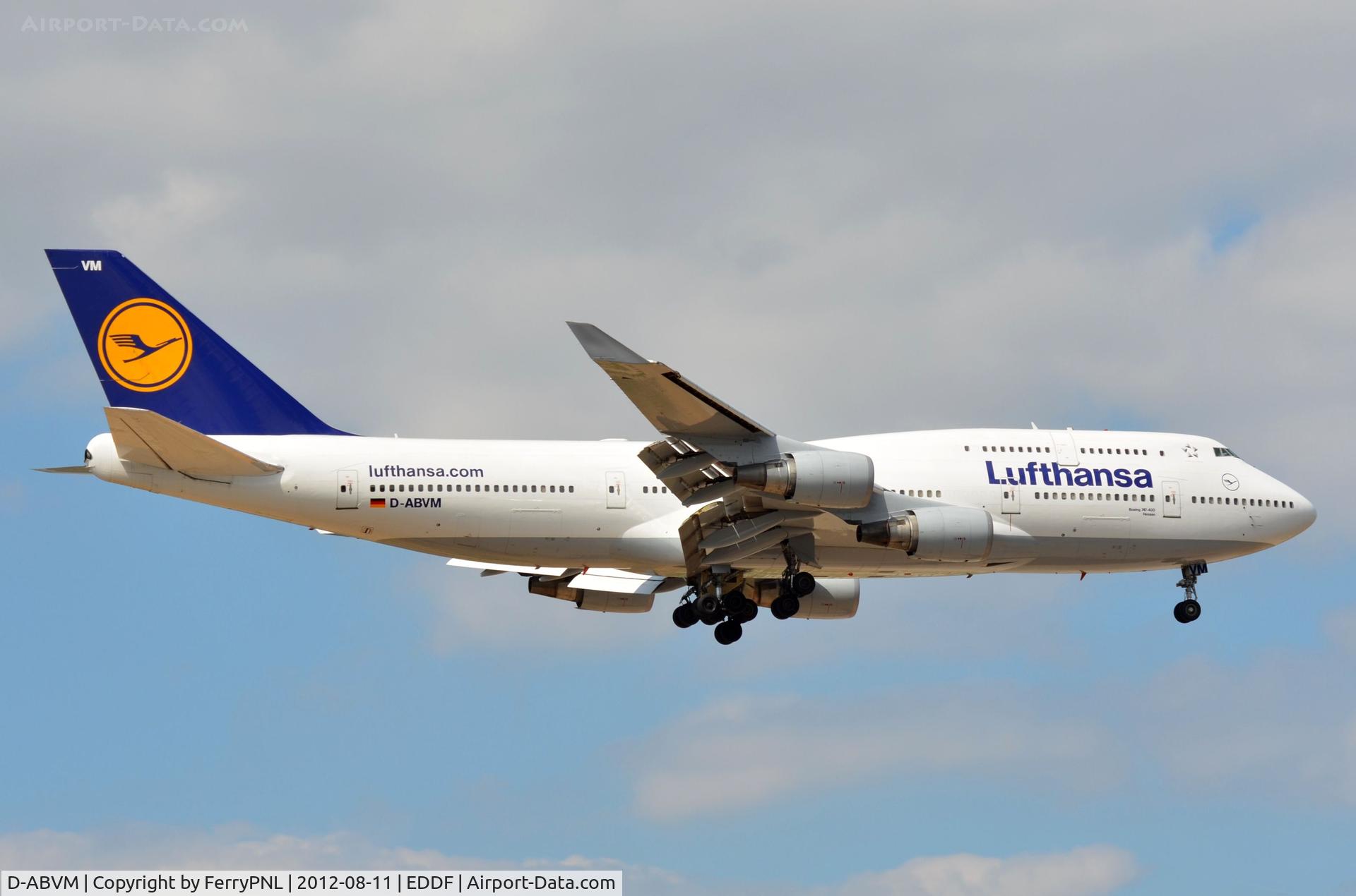 D-ABVM, 1998 Boeing 747-430 C/N 29101, LH B744 landing