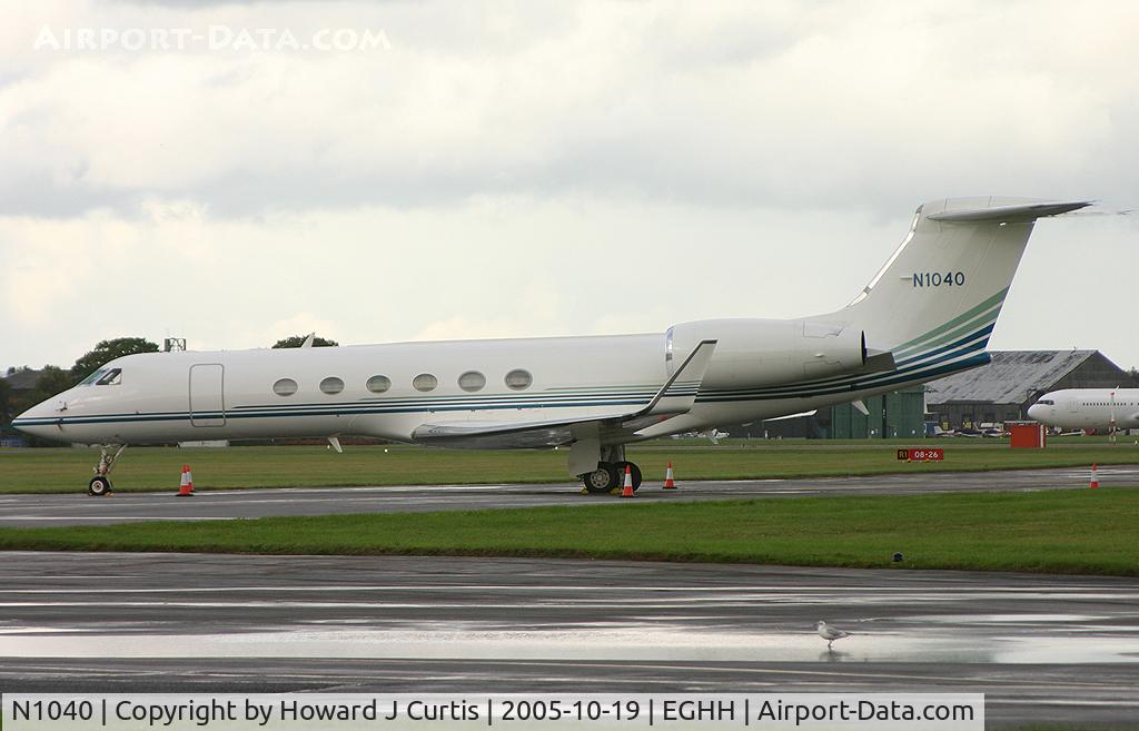 N1040, 2001 Gulfstream Aerospace G-V C/N 650, Corporate