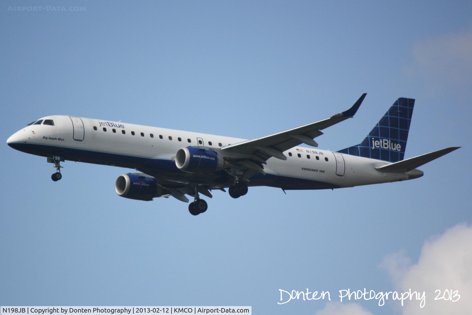 N198JB, 2006 Embraer 190AR (ERJ-190-100IGW) C/N 19000021, JetBlue Embraer 190 (N198JB) on approach to Orlando International Airport following a flight from Cancun International Airport