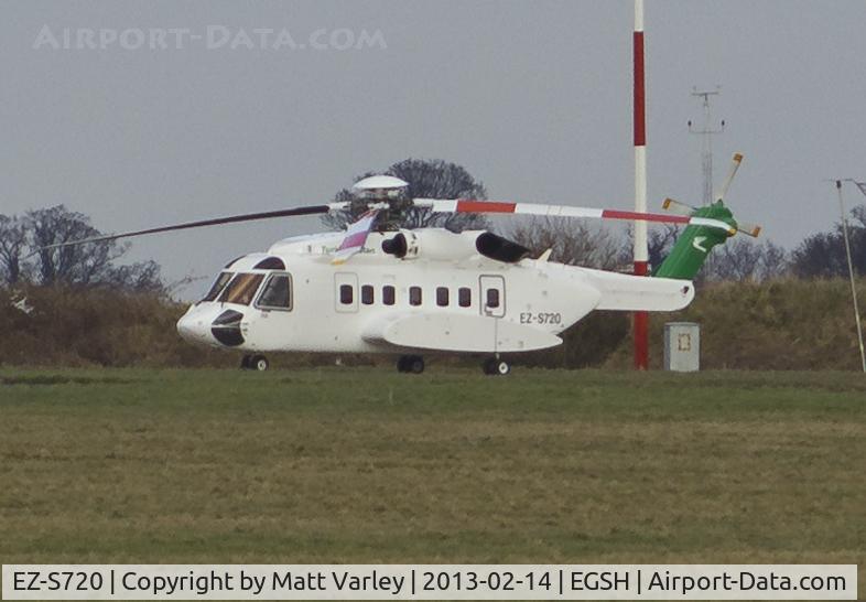 EZ-S720, 2005 Sikorsky S-92A C/N 920017, Sat on stand at Bristow. Very heavy crop.