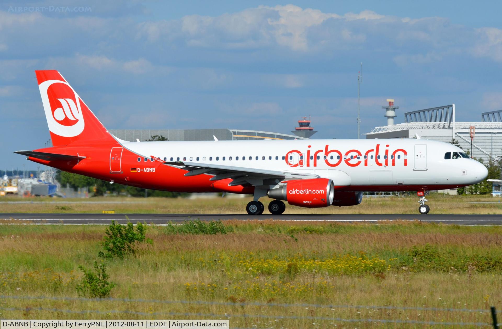 D-ABNB, 2012 Airbus A320-214 C/N 5246, AIr Berlin A320 taking off