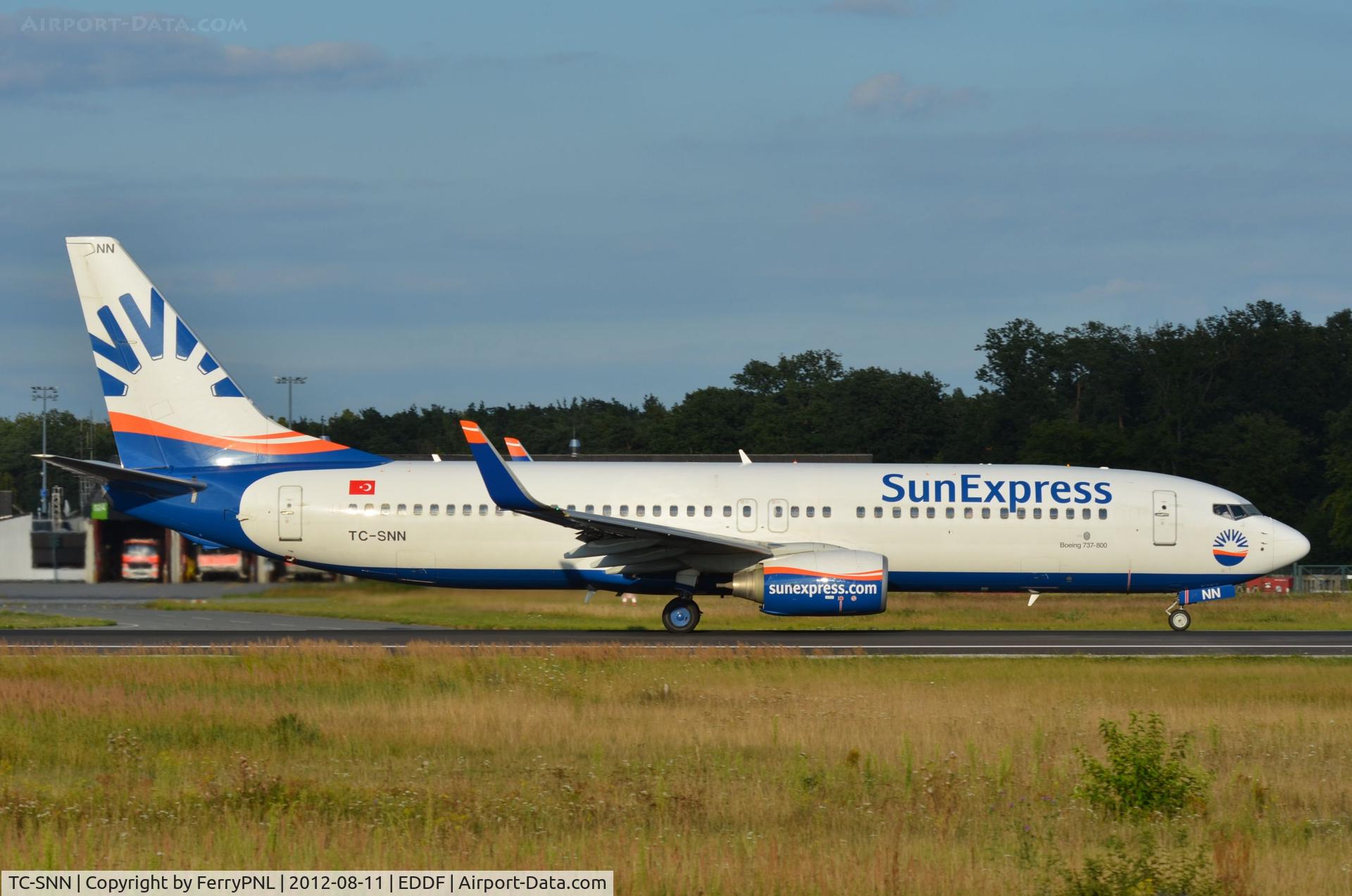 TC-SNN, 2010 Boeing 737-8HC C/N 40775, SunExpress B738 departing for Turkey