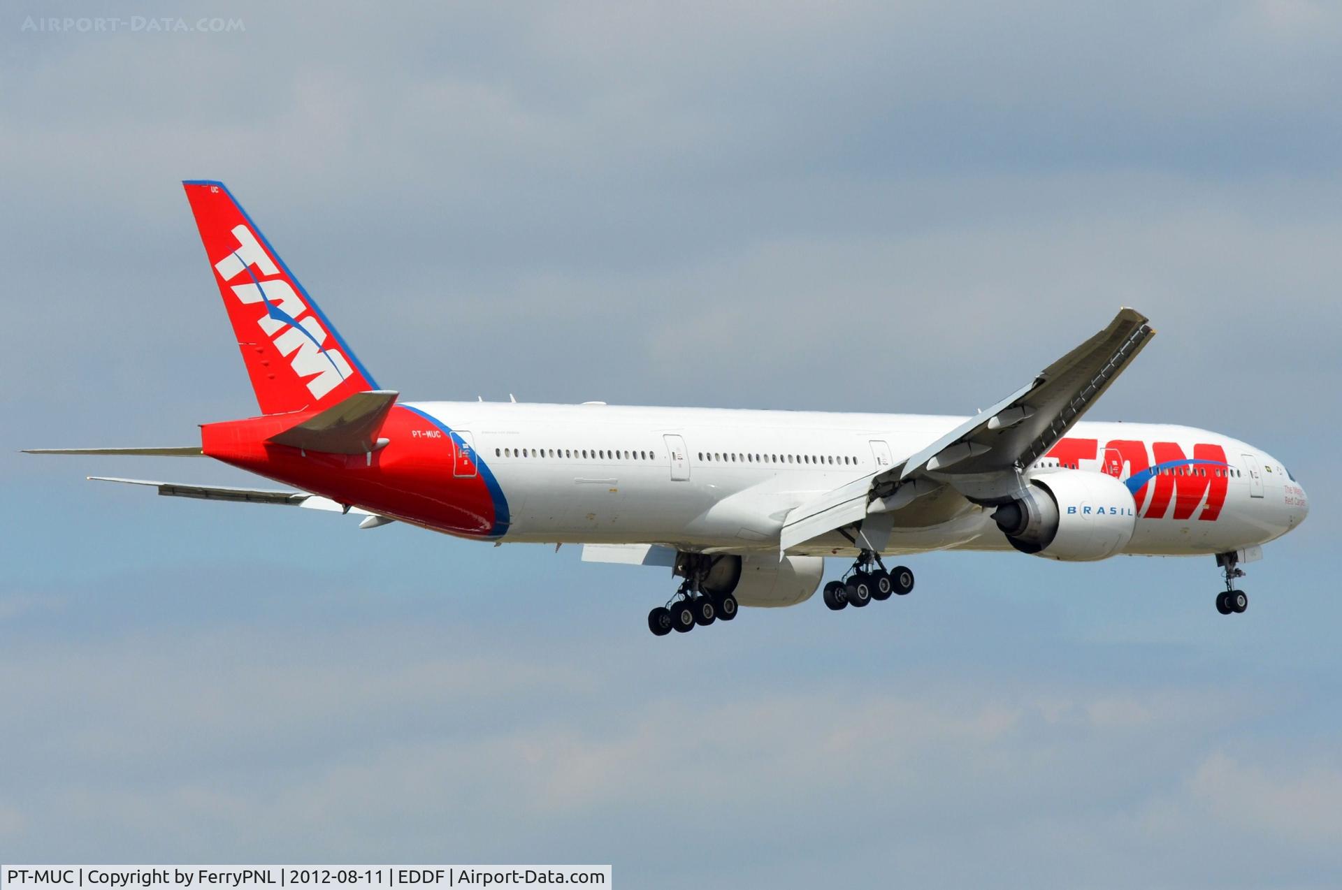 PT-MUC, 2008 Boeing 777-32W/ER C/N 37666, TAM B773 landing in FRA
