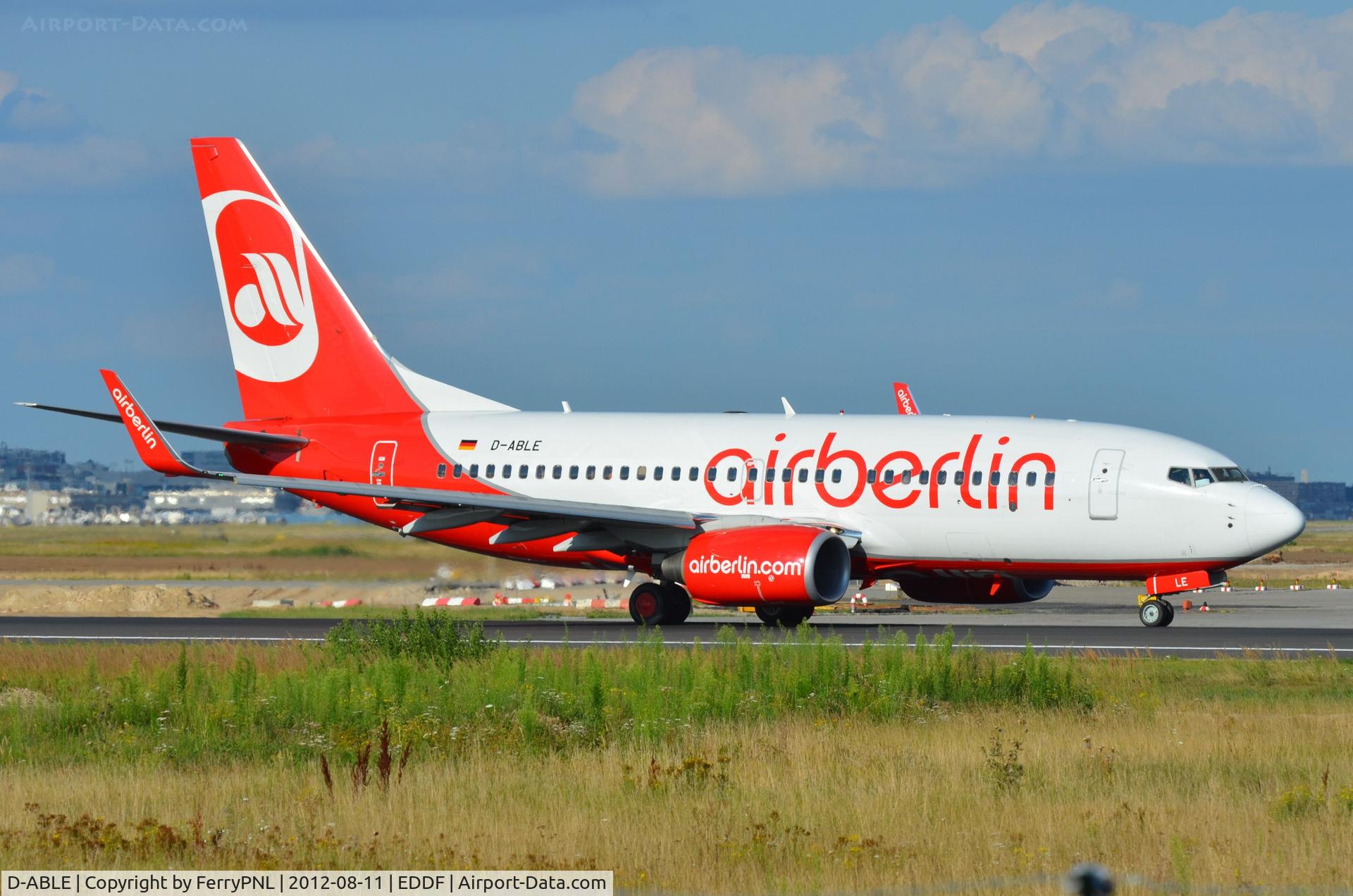 D-ABLE, 2010 Boeing 737-76J C/N 36873, Air Berlin B737 lining up
