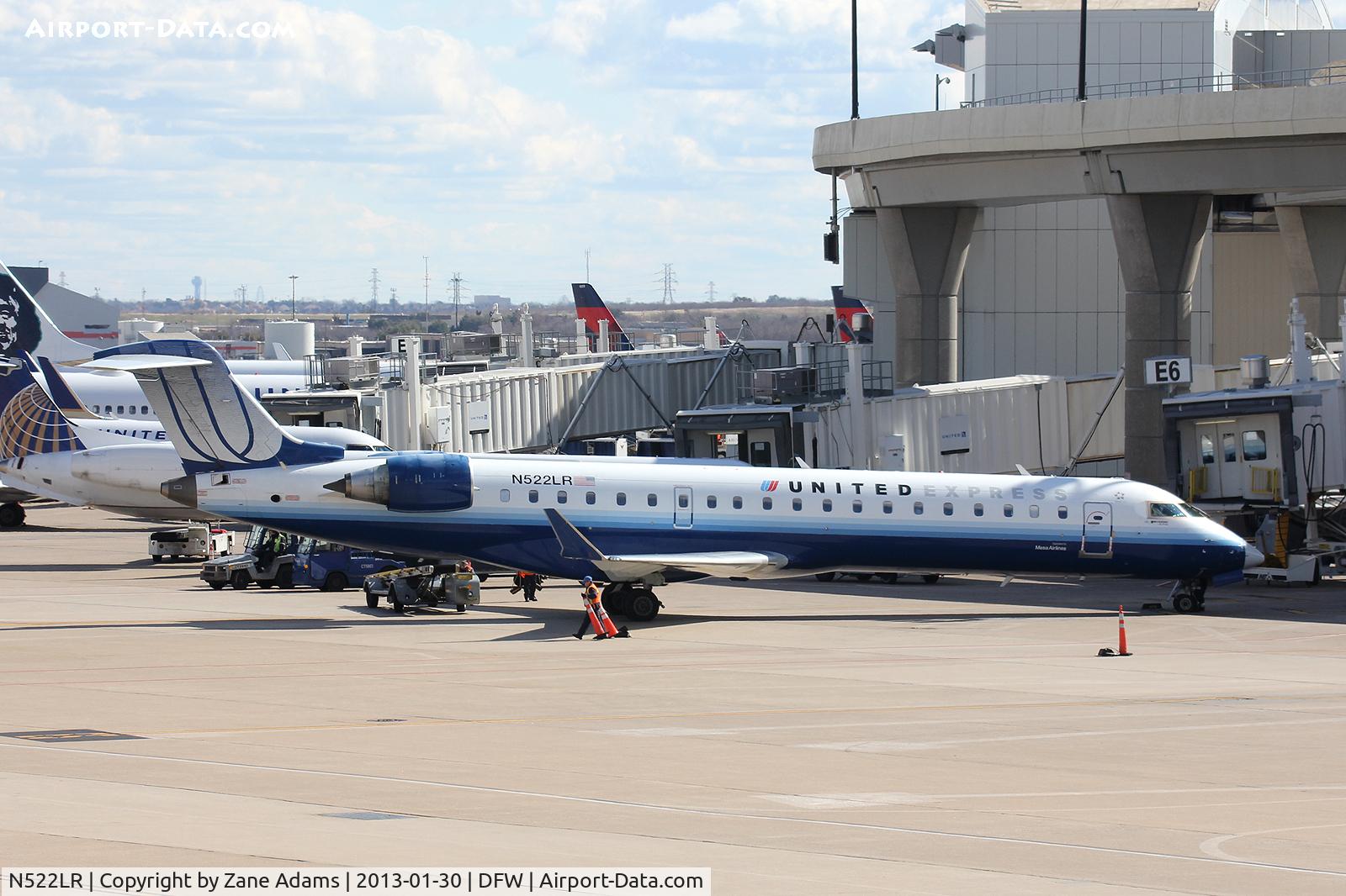 N522LR, 2006 Bombardier CRJ-700 (CL-600-2C10) Regional Jet C/N 10262, At the gate @ DFW Airport