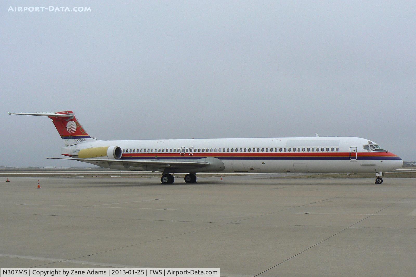 N307MS, 1992 McDonnell Douglas MD-83 (DC-9-83) C/N 53199, On the ramp at Fort Worth Spinks Airport