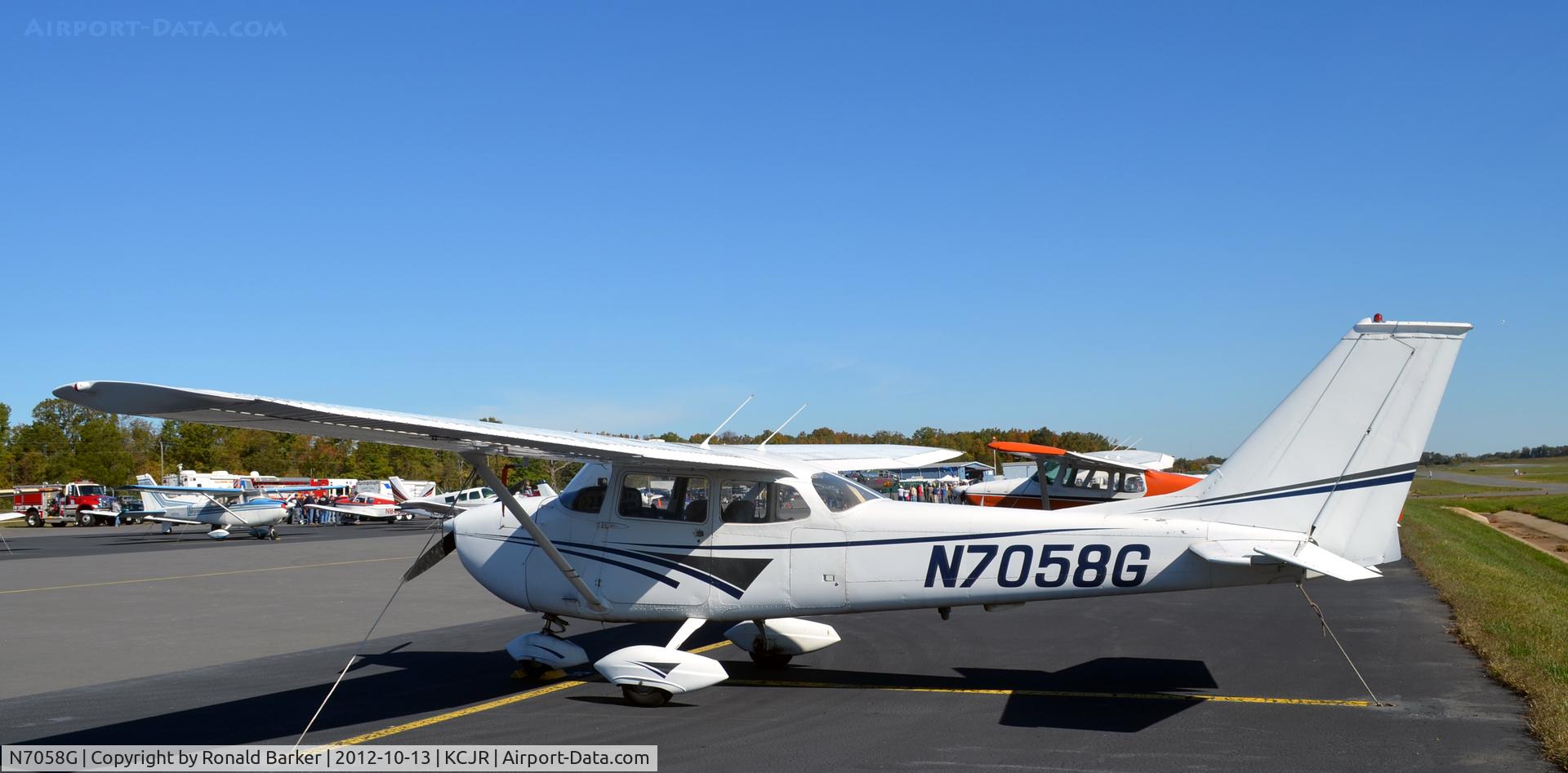 N7058G, 1969 Cessna 172K Skyhawk C/N 17258758, Culpeper Air Fest 2012
