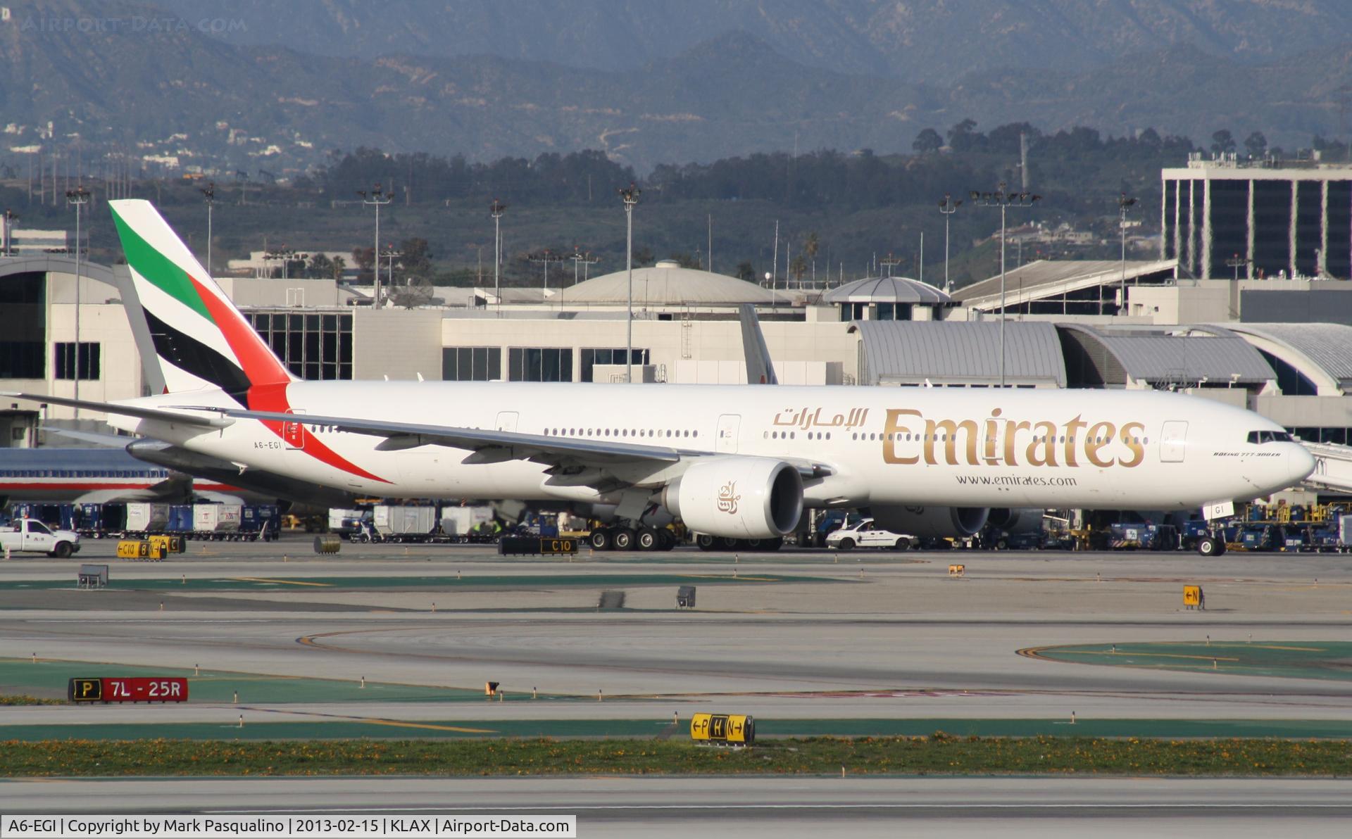 A6-EGI, 2011 Boeing 777-31H/ER C/N 38986, Boeing 777-300ER