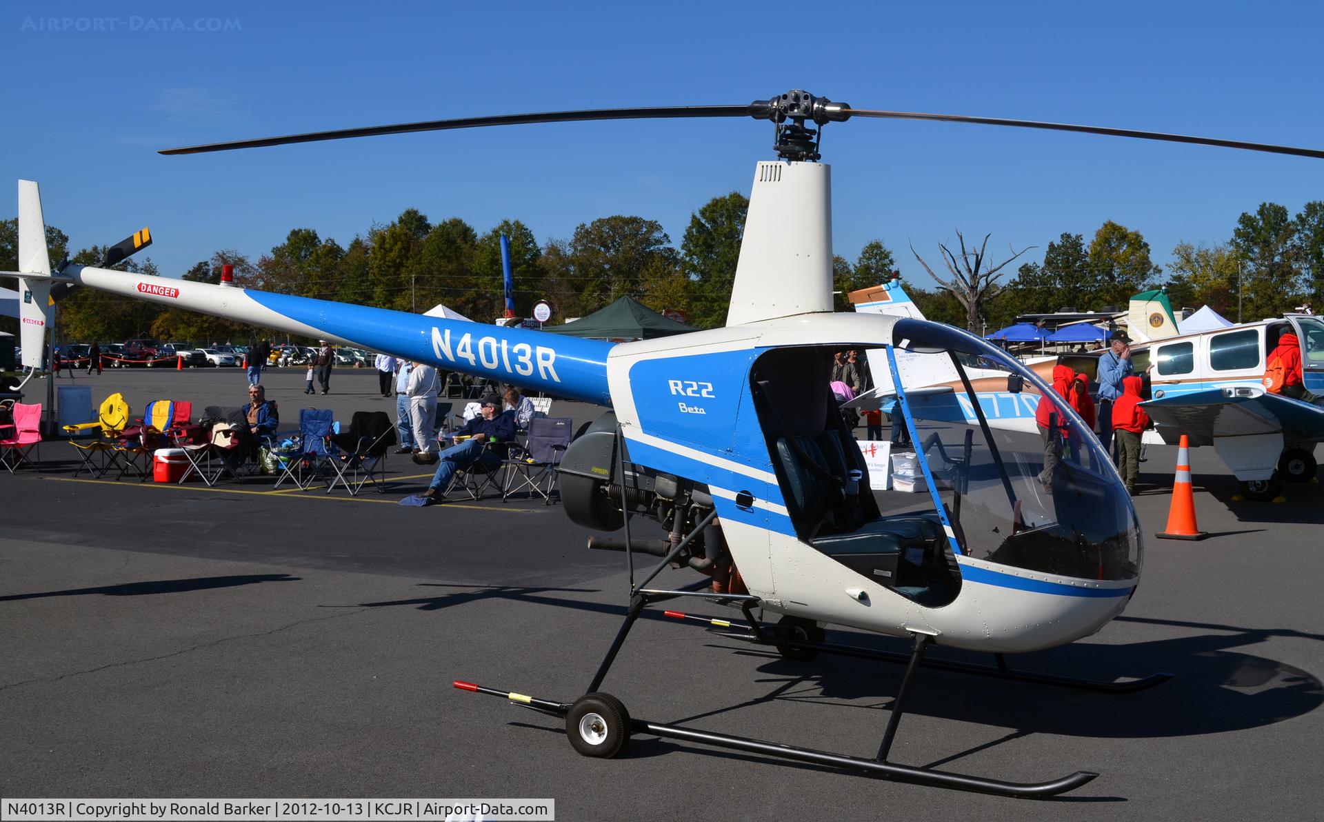 N4013R, 1990 Robinson R22 Beta C/N 1430, Culpeper Air Fest 2012
