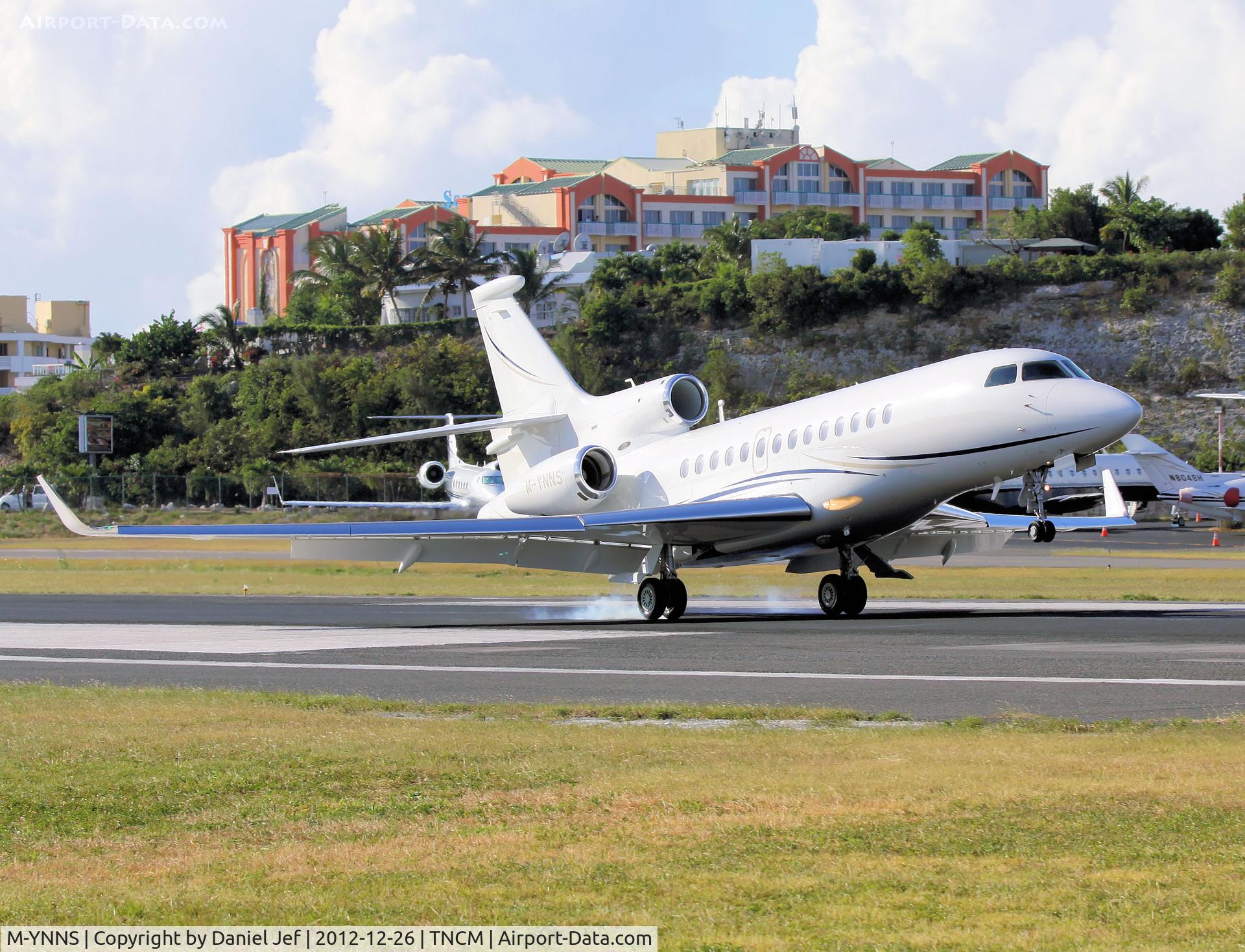 M-YNNS, 2009 Dassault Falcon 7X C/N 82, M-YNNS