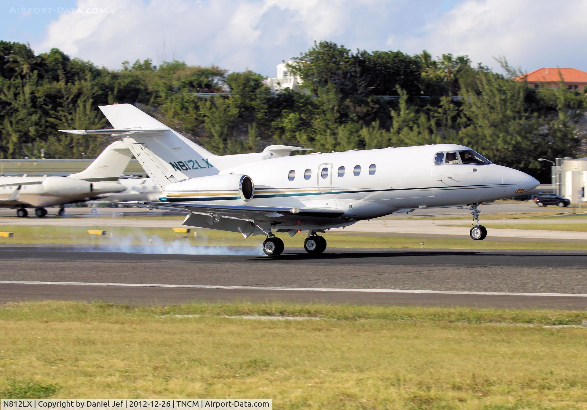 N812LX, 1999 Raytheon Hawker 800XP C/N 258437, N812LX