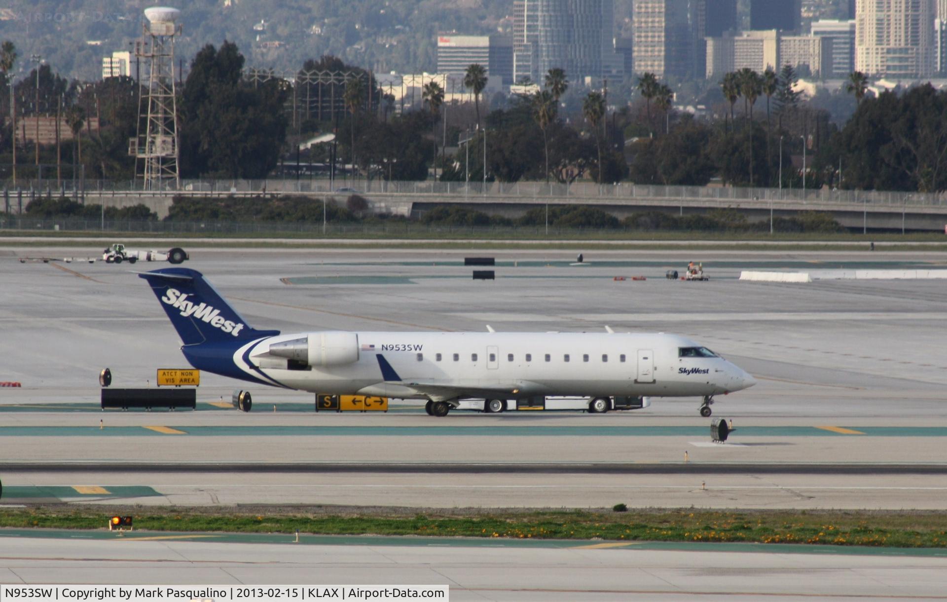 N953SW, 2003 Bombardier CRJ-200LR (CL-600-2B19) C/N 7813, CL-600-2B19