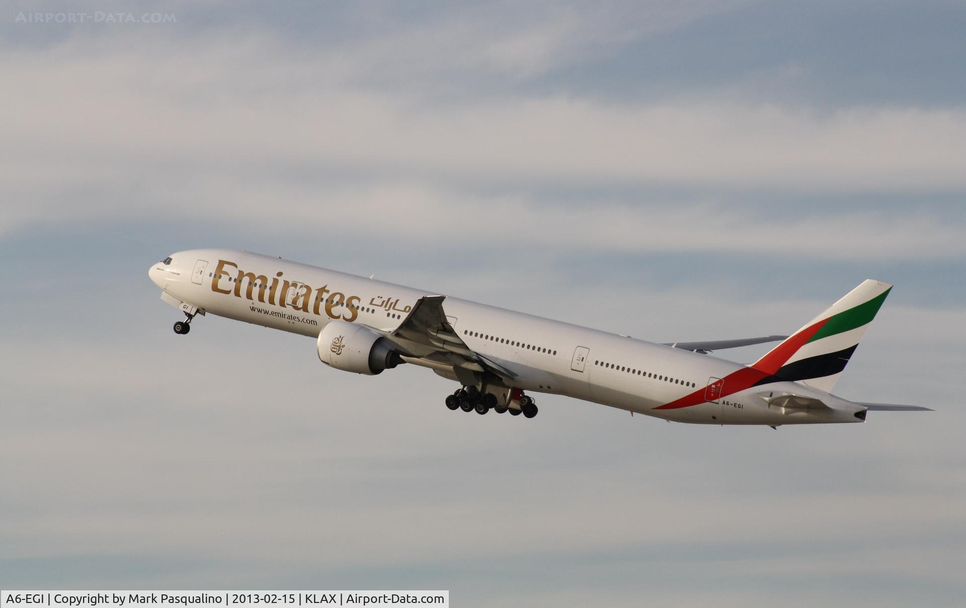 A6-EGI, 2011 Boeing 777-31H/ER C/N 38986, Boeing 777-300ER