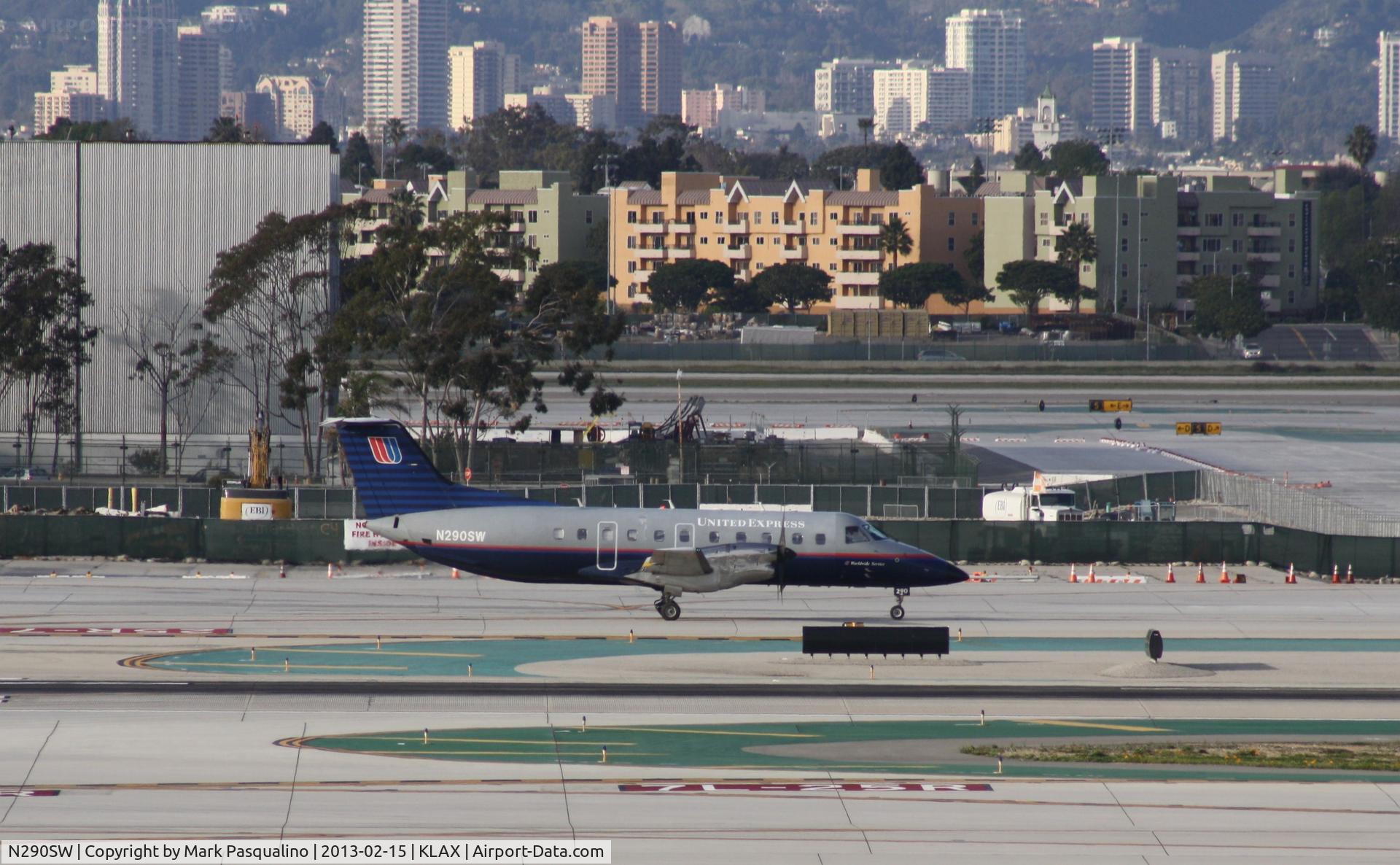 N290SW, 1996 Embraer EMB-120ER Brasilia C/N 120317, EMB-120ER