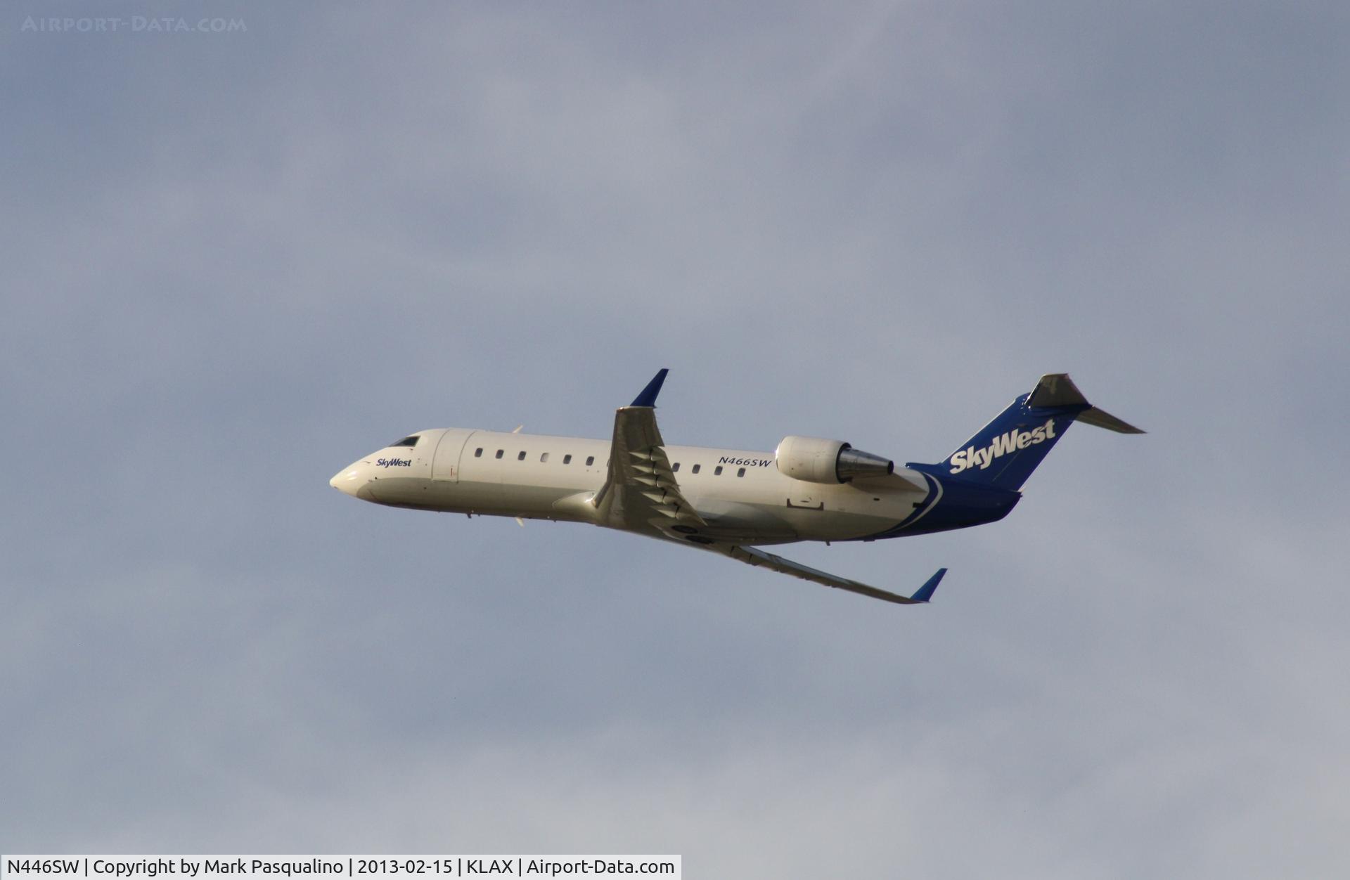 N446SW, 2002 Bombardier CRJ-200LR (CL-600-2B19) C/N 7666, CL-600-2B19