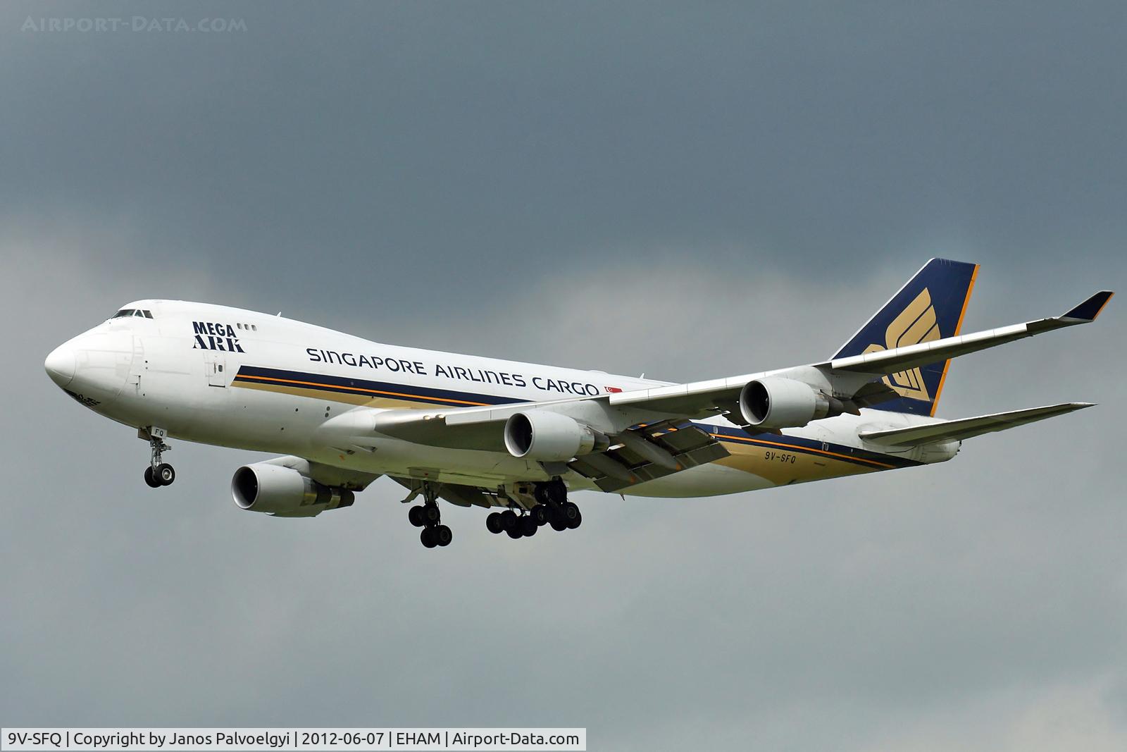 9V-SFQ, 2006 Boeing 747-412F(SCD) C/N 32901, Singapore Airlines Cargo Boeing B747-412F/SDC final approach EHAM/AMS