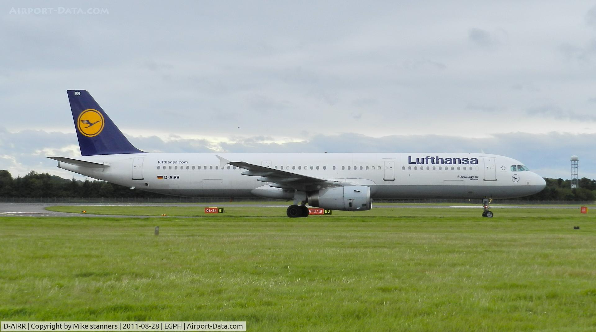 D-AIRR, 1995 Airbus A321-131 C/N 0567, “Lufthansa 6CM” arrives from Frankfurt