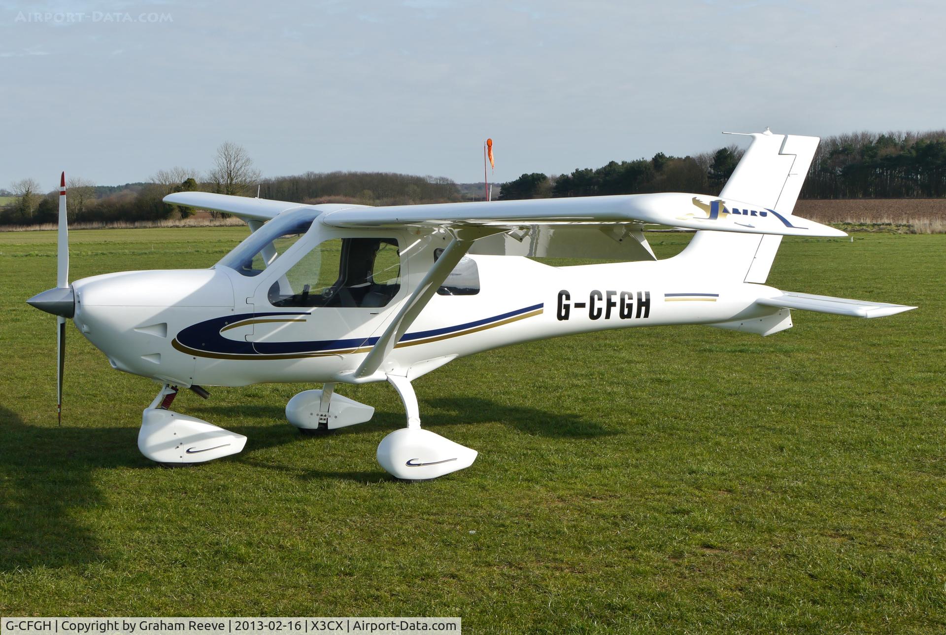 G-CFGH, 2008 Jabiru J160 C/N PFA 346-14693, Parked at Northrepps.