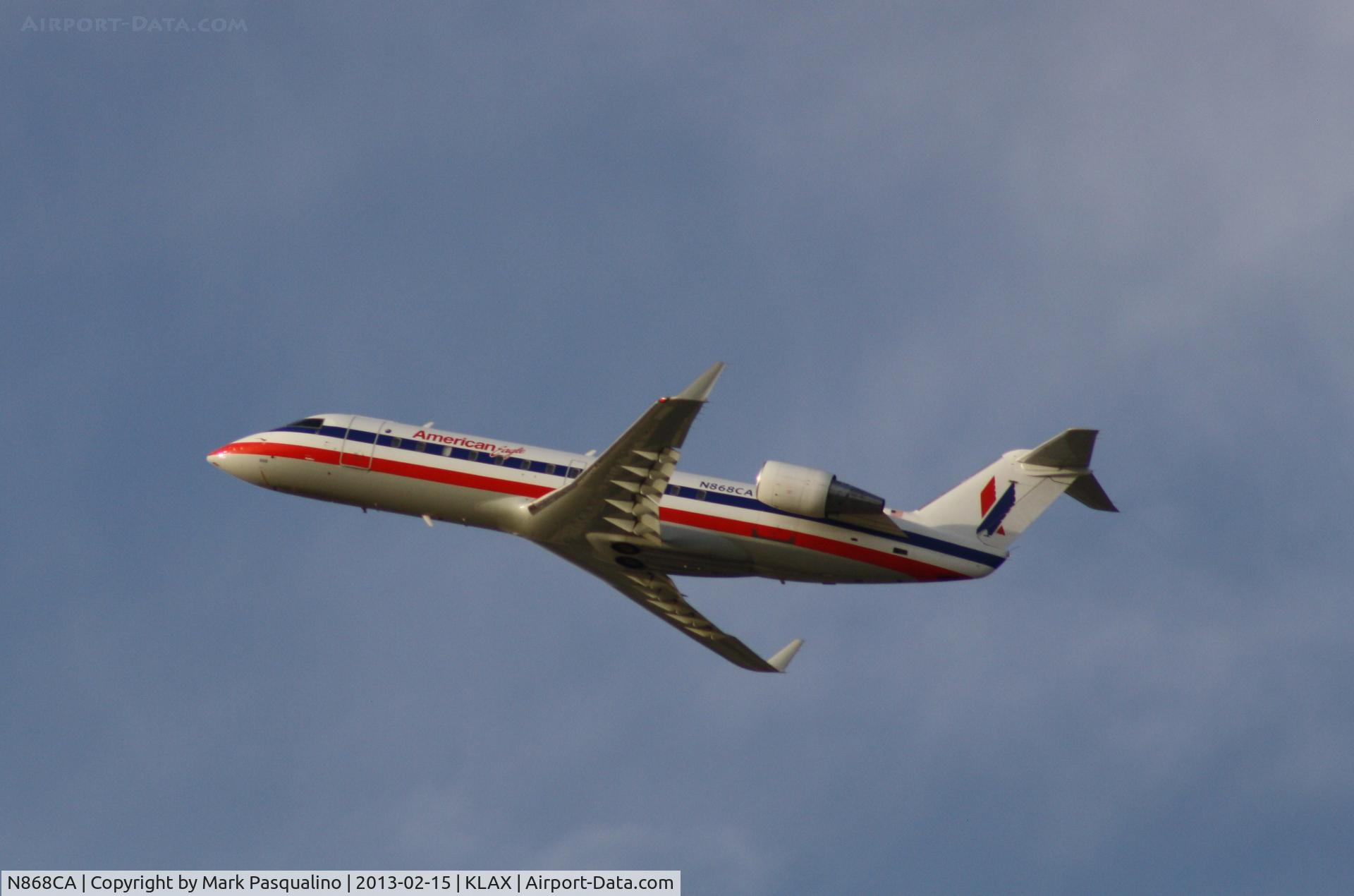 N868CA, 2000 Bombardier CRJ-100ER (CL-600-2B19) C/N 7427, CL-600-2B19