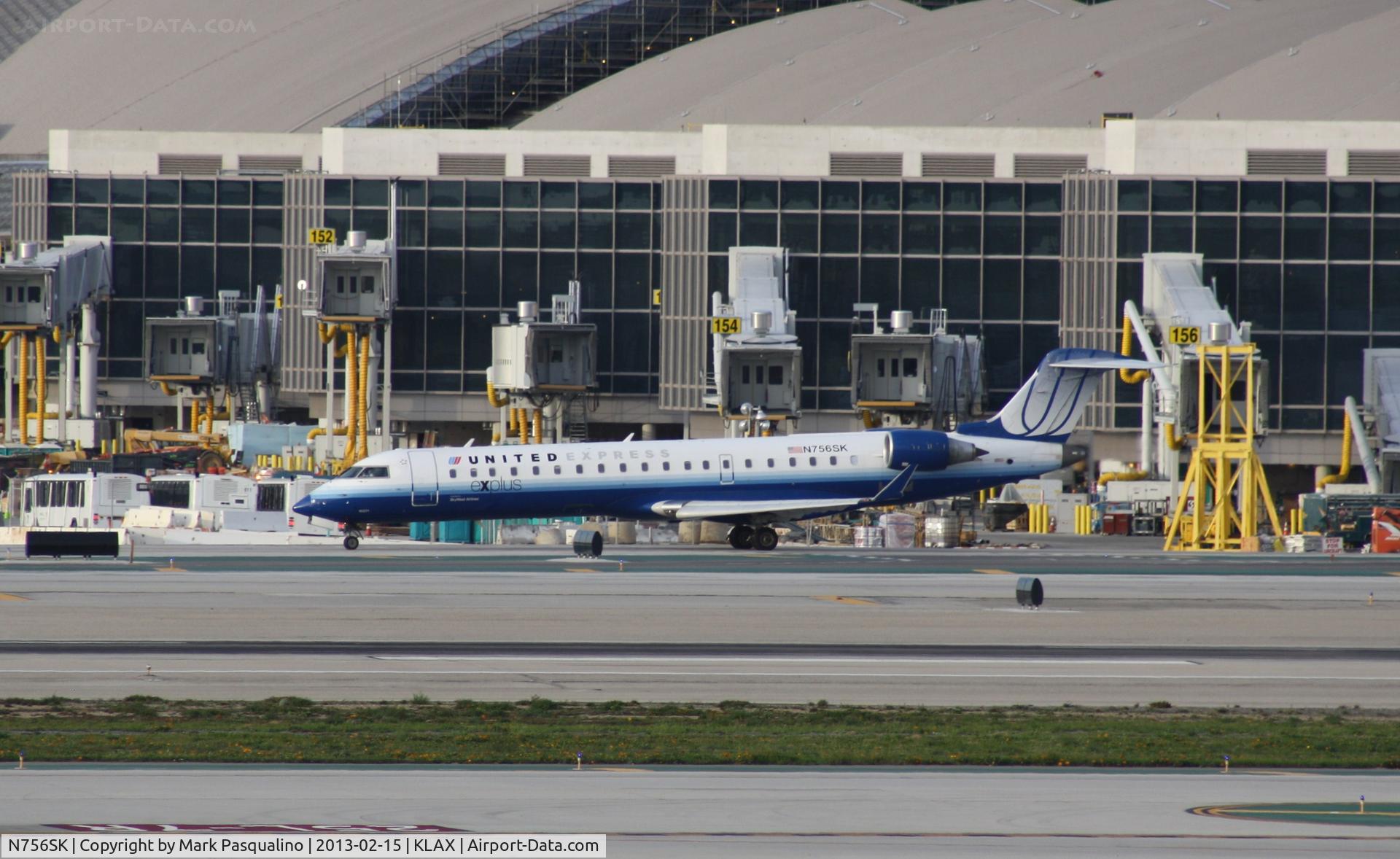 N756SK, 2005 Bombardier CRJ-701ER (CL-600-2C10) Regional Jet C/N 10221, CL-600-2C10