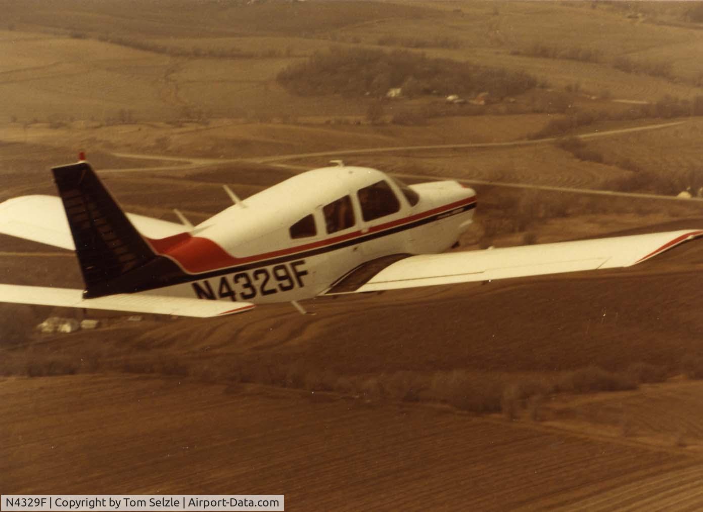 N4329F, Piper PA-28R-200 C/N 28R7635401, Jim Selzle flying Piper Arrow N4329F near Omaha, NE in 1982.