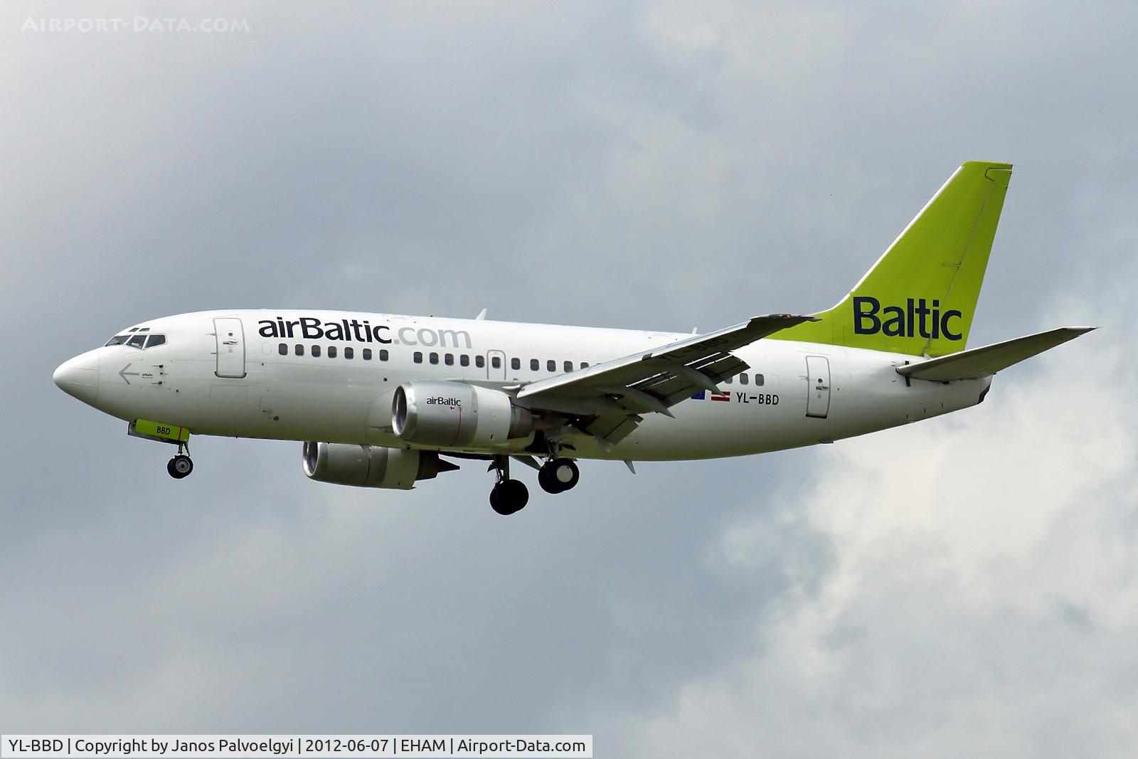 YL-BBD, 1999 Boeing 737-53S C/N 29075, Air Baltic Boeing B737-53S final approach EHAM/AMS