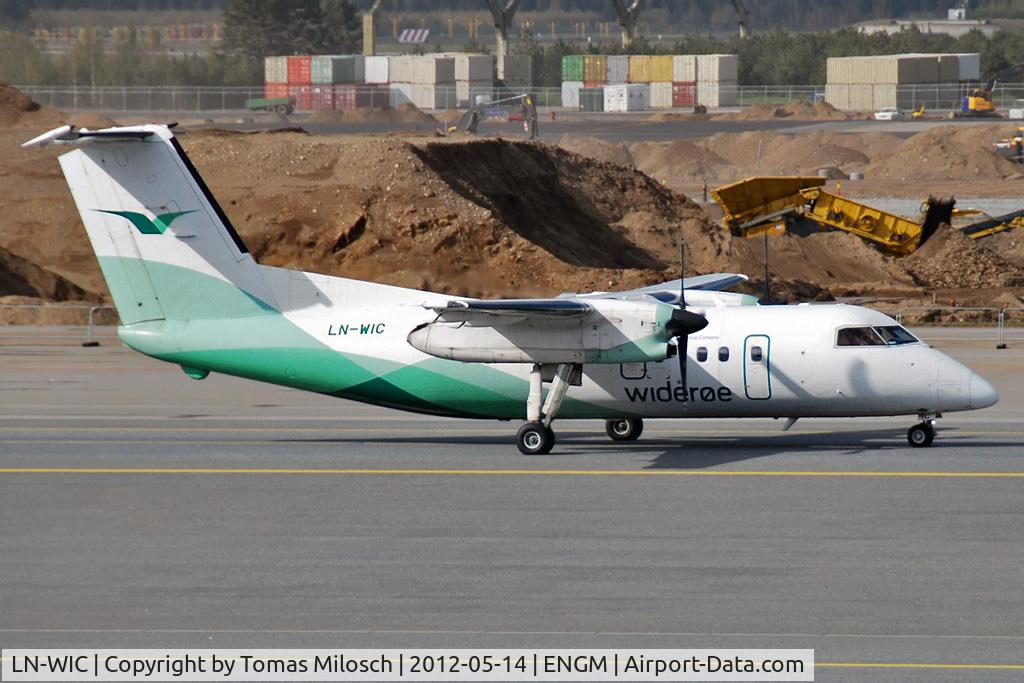 LN-WIC, 1993 De Havilland Canada DHC-8-103B Dash 8 C/N 367, Widerøe