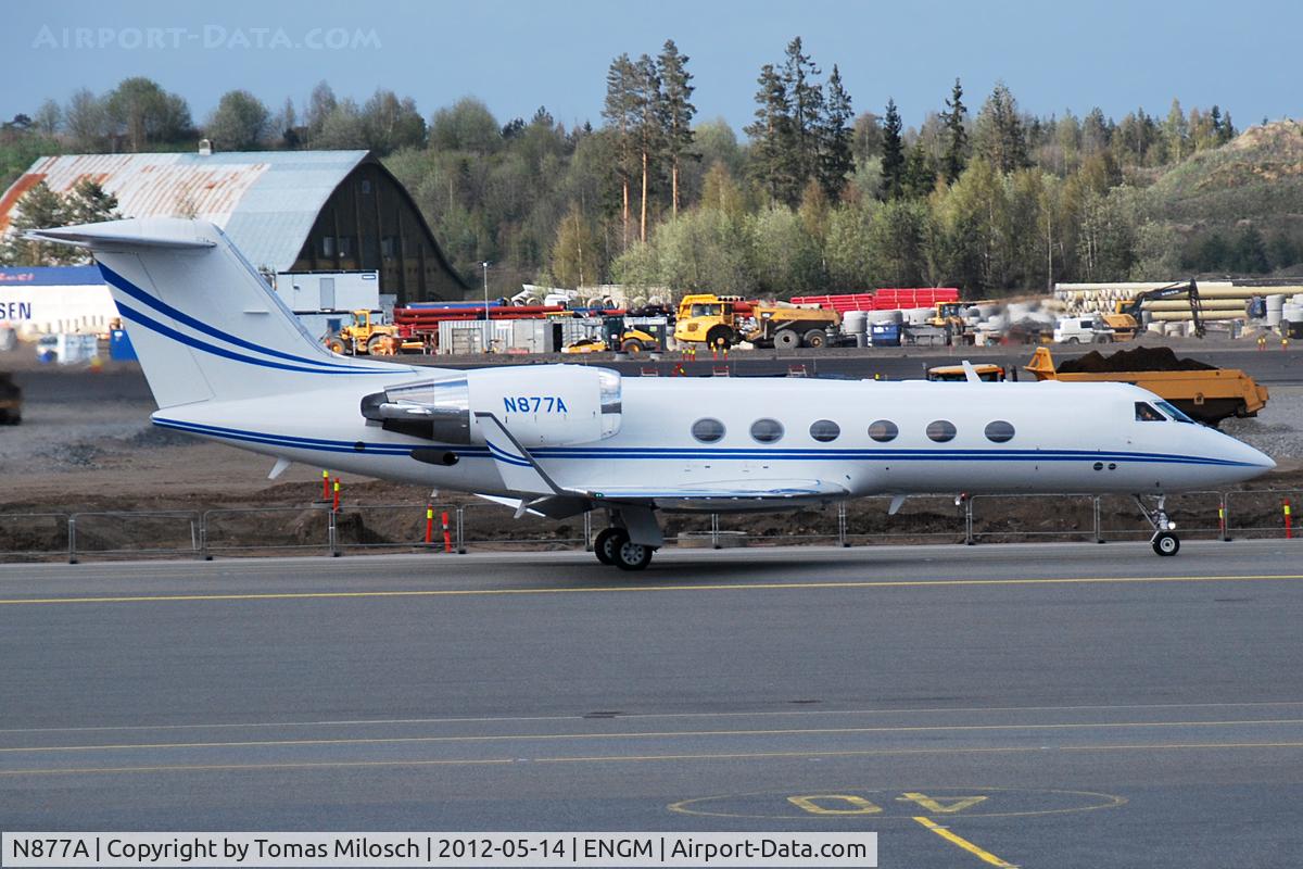 N877A, 2001 Gulfstream Aerospace G-IV C/N 1461, 