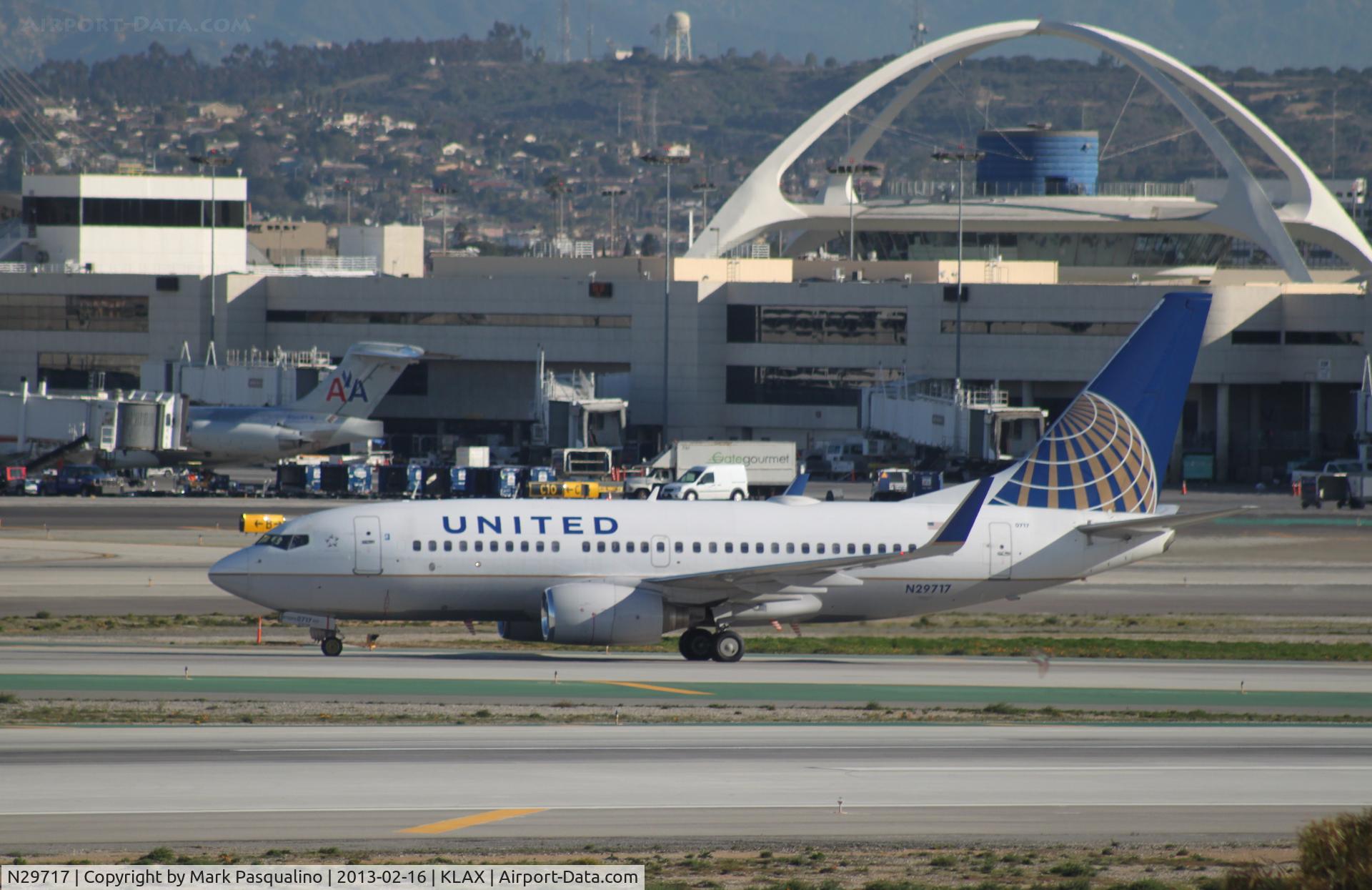 N29717, 1999 Boeing 737-724 C/N 28936, Boeing 737-700