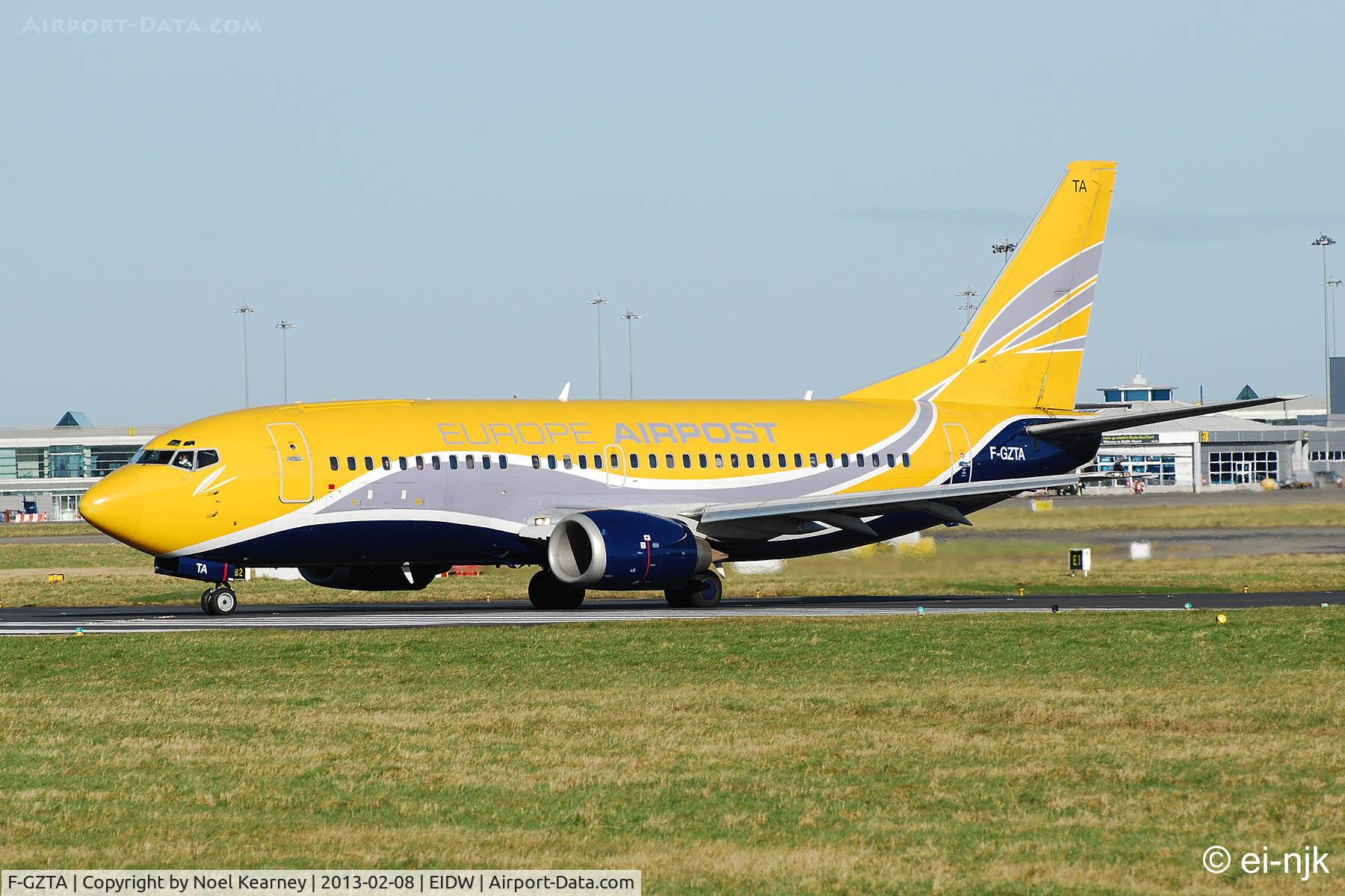 F-GZTA, 1998 Boeing 737-33V(QC) C/N 29333/3084, Lining up for departure off Rwy 28 at Dublin.