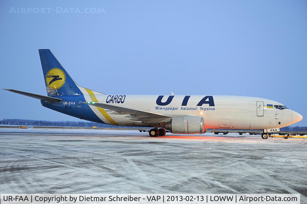 UR-FAA, 1989 Boeing 737-3Y0(F) C/N 24462, Ukraine 737-300
