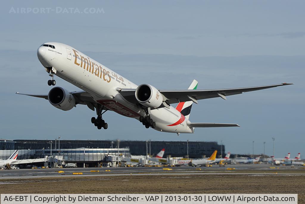 A6-EBT, 2006 Boeing 777-31H/ER C/N 32730, Emirates Boeing 777-300