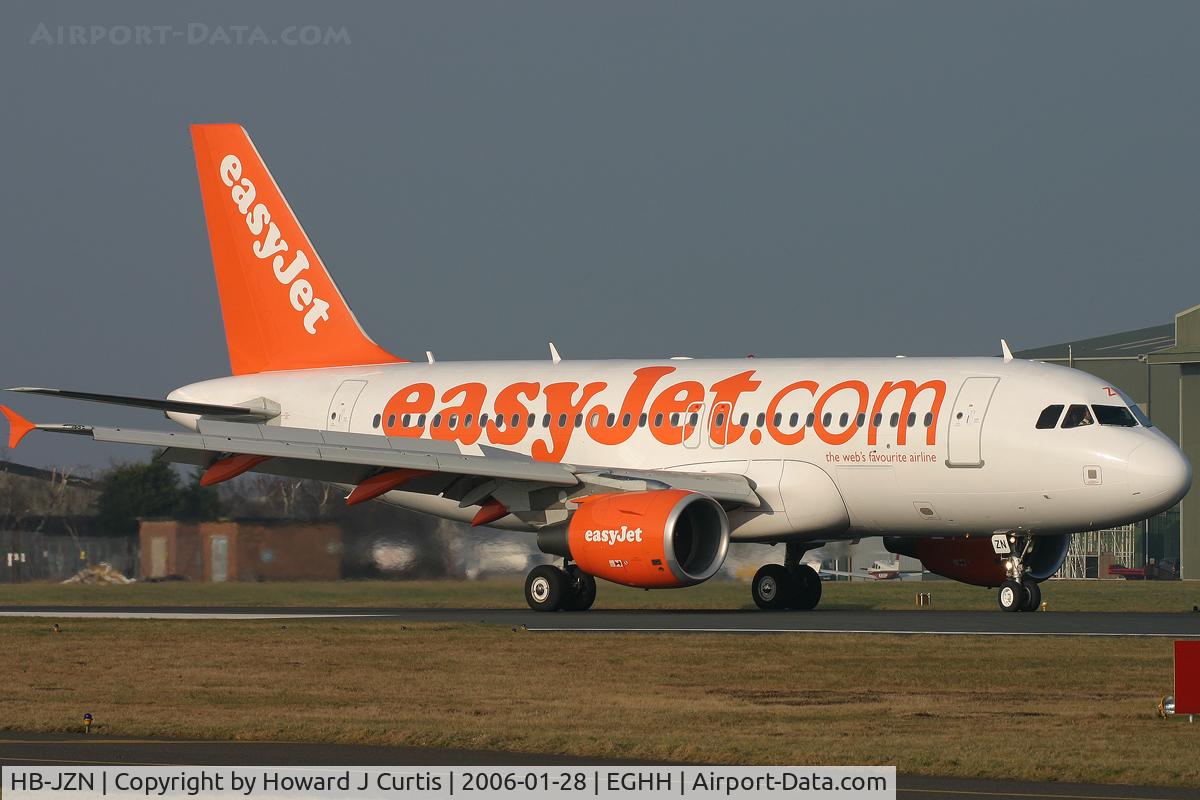 HB-JZN, 2005 Airbus A319-111 C/N 2387, easyJet Switzerland, rollong out after landing.