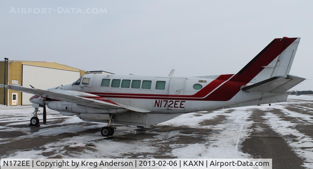 N172EE, 1981 Beech C99 Airliner C/N U-172, Beech C-99 Commuter of Bemidji Aviation replacing the usual Queen Air today.