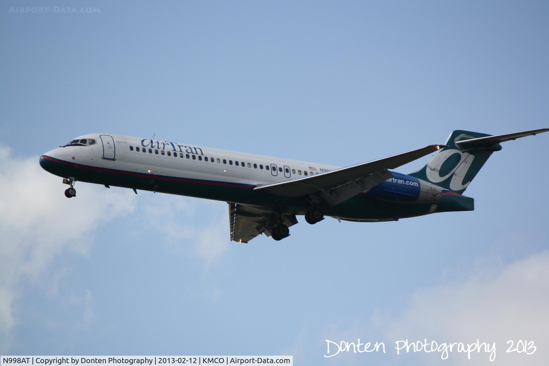 N998AT, 2002 Boeing 717-200 C/N 55142, AirTran Flight 463 (N998AT) arrives at Orlando International Airport following a flight from Philadelphia International Airport