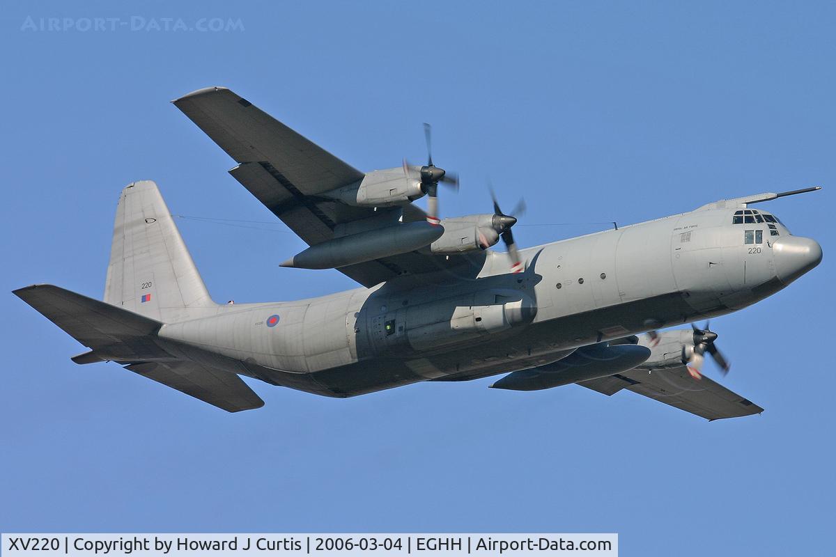 XV220, 1967 Lockheed C-130K Hercules C.3 C/N 382-4247, Royal Air Force Lyneham Transport Wing