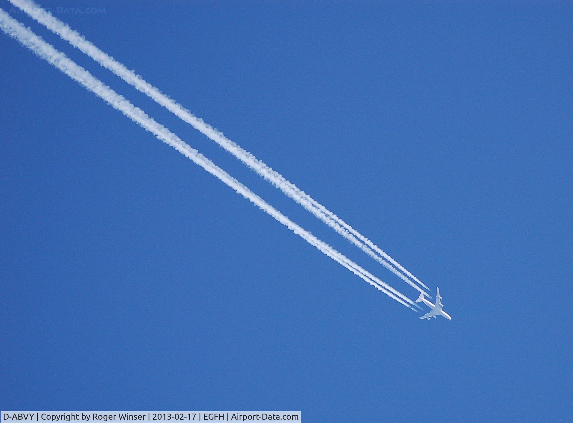 D-ABVY, 2000 Boeing 747-430 C/N 29869, Lufthansa B744 eastbound at 39000 feet over Swansea Airport.