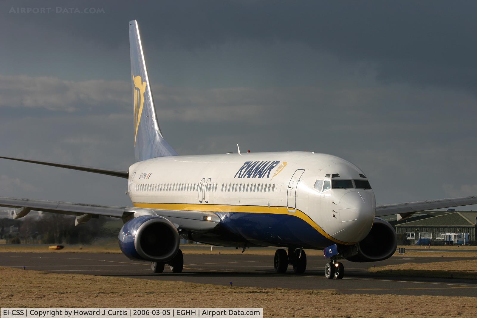 EI-CSS, 2001 Boeing 737-8AS C/N 29932, Ryanair (old colours, pre winglets).