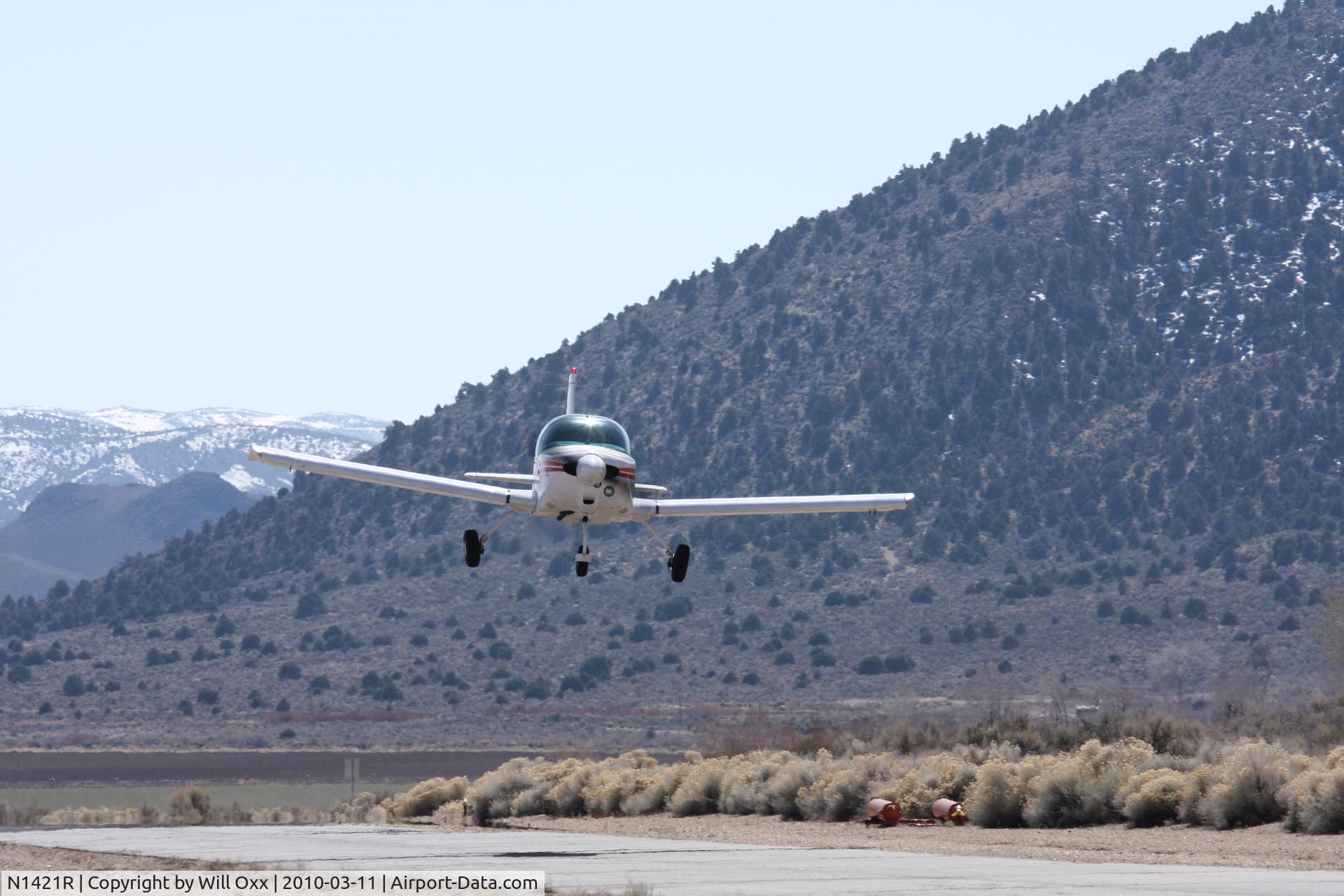 N1421R, 1975 Grumman American AA-1B Trainer C/N AA1B-0521, Low Approach at Farias Wheel (NV33) Airport in Spring of 2011