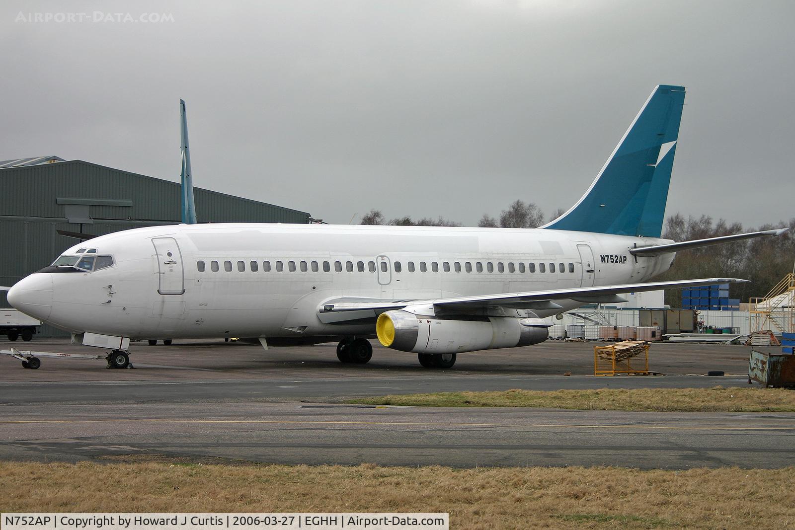 N752AP, Boeing 737-281 C/N 21769, Ex C-GQWJ of WestJet.