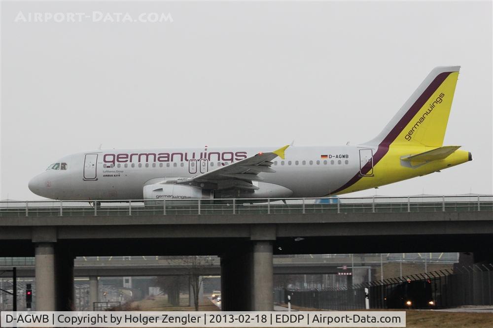 D-AGWB, 2006 Airbus A319-111 C/N 2833, Lining up on W1 for take-off to CGN....