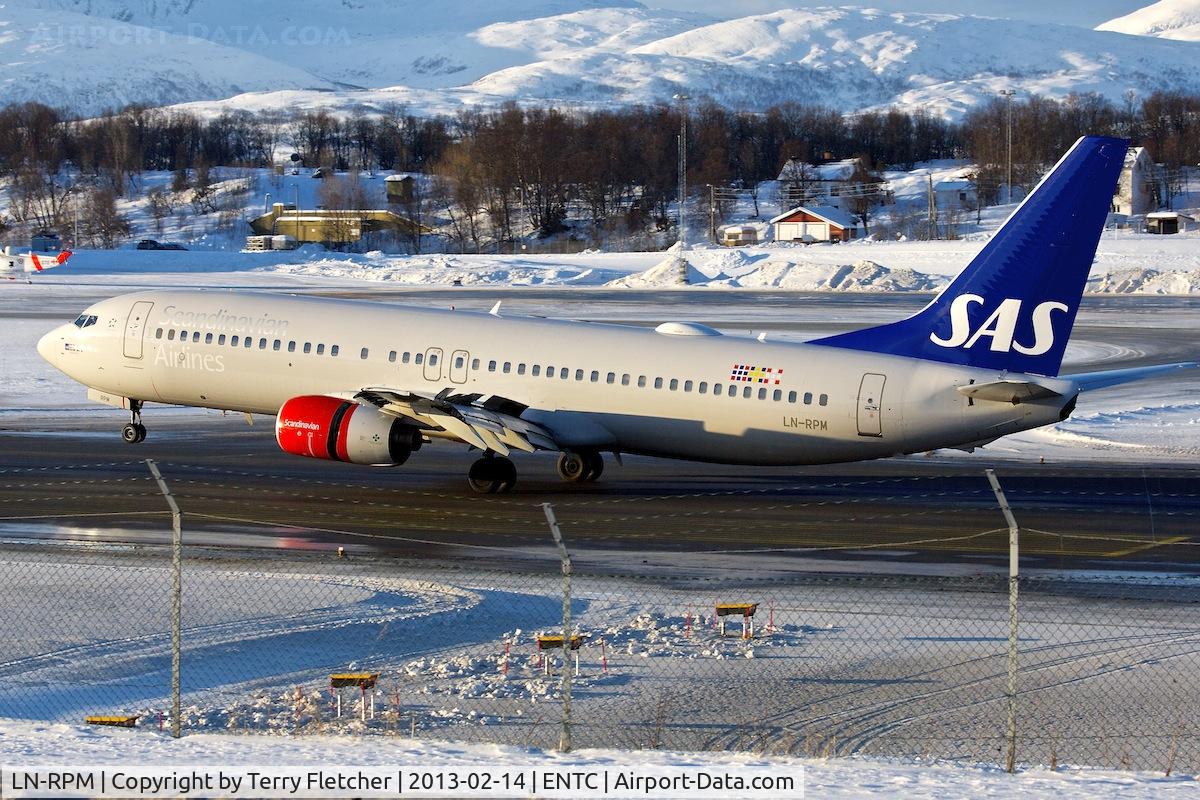 LN-RPM, 2000 Boeing 737-883 C/N 30195, SAS's LN-RPM (Frigg Viking), 2000 Boeing 737-883, c/n: 30195 at Tromso