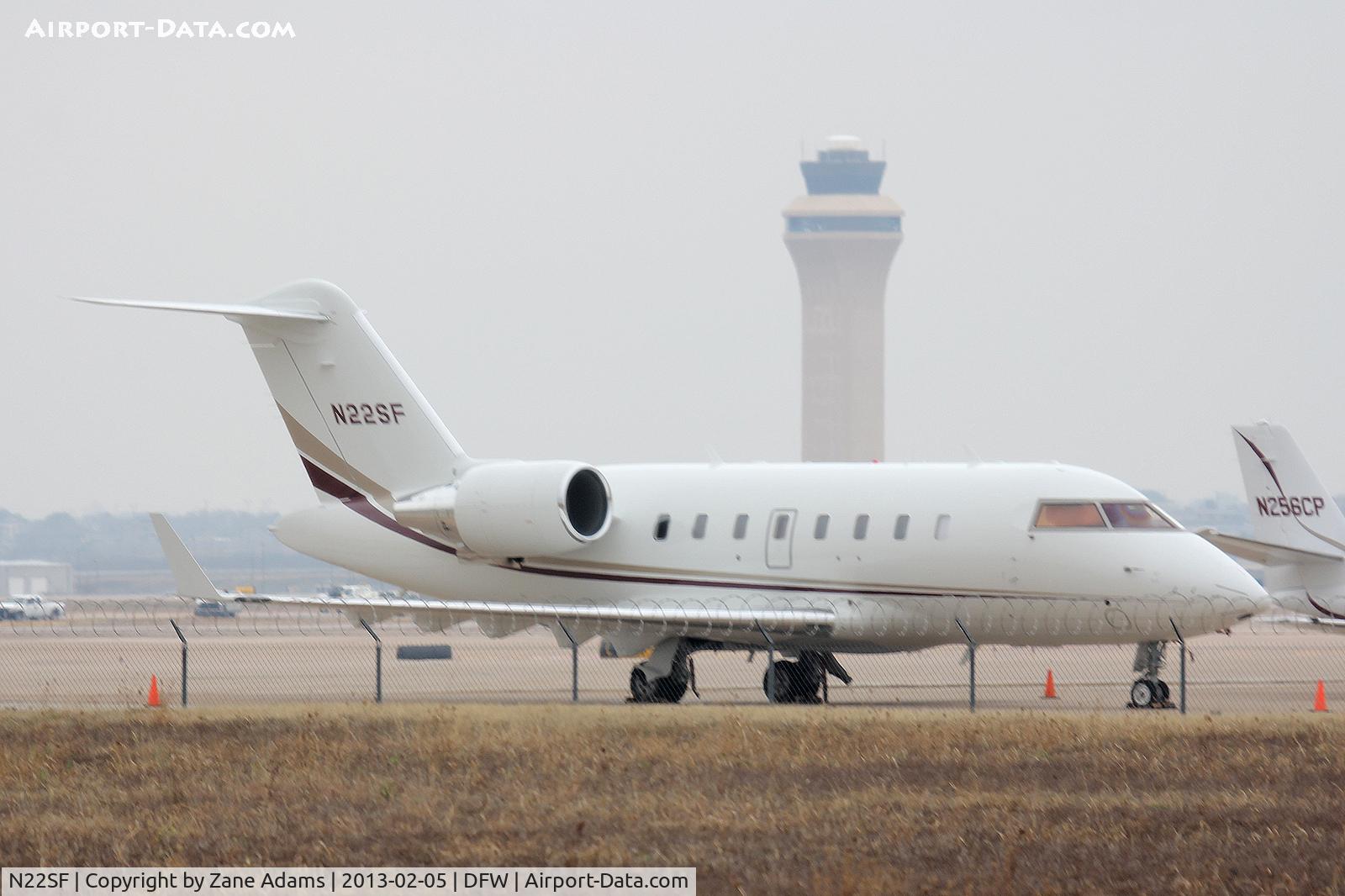 N22SF, 2004 Bombardier Challenger 604 (CL-600-2B16) C/N 5589, On the General Aviation ramp at DFW Airport