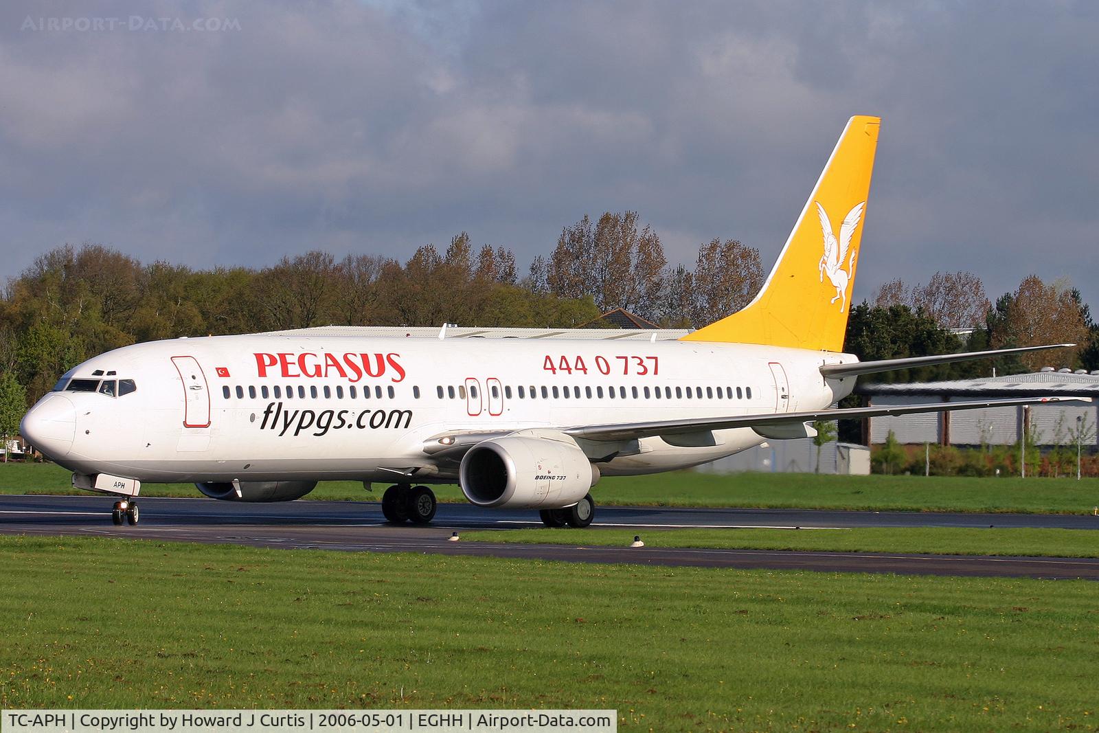 TC-APH, 2001 Boeing 737-8S3 C/N 29250/792, Pegasus Airlines.