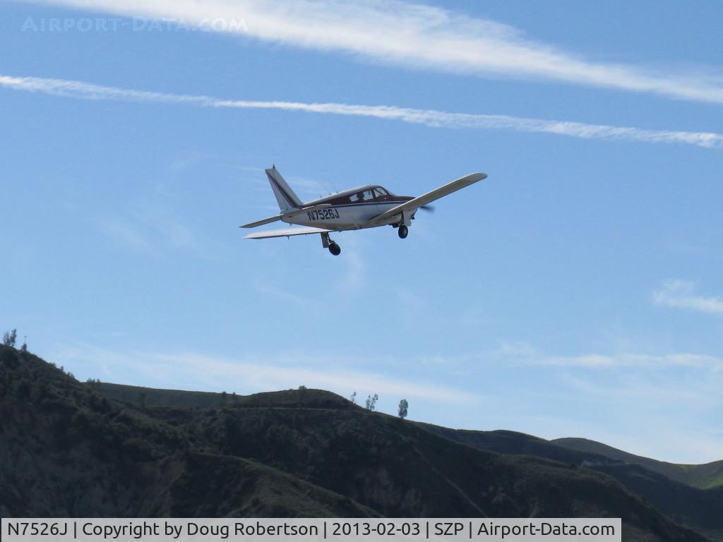 N7526J, 1968 Piper PA-28R-180 Cherokee Arrow C/N 28R-30897, 1968 Piper PA-28R-180 CHEROKEE ARROW, Lycoming IO-360-B1E 180 Hp, takeoff climb Rwy 22, gear coming up