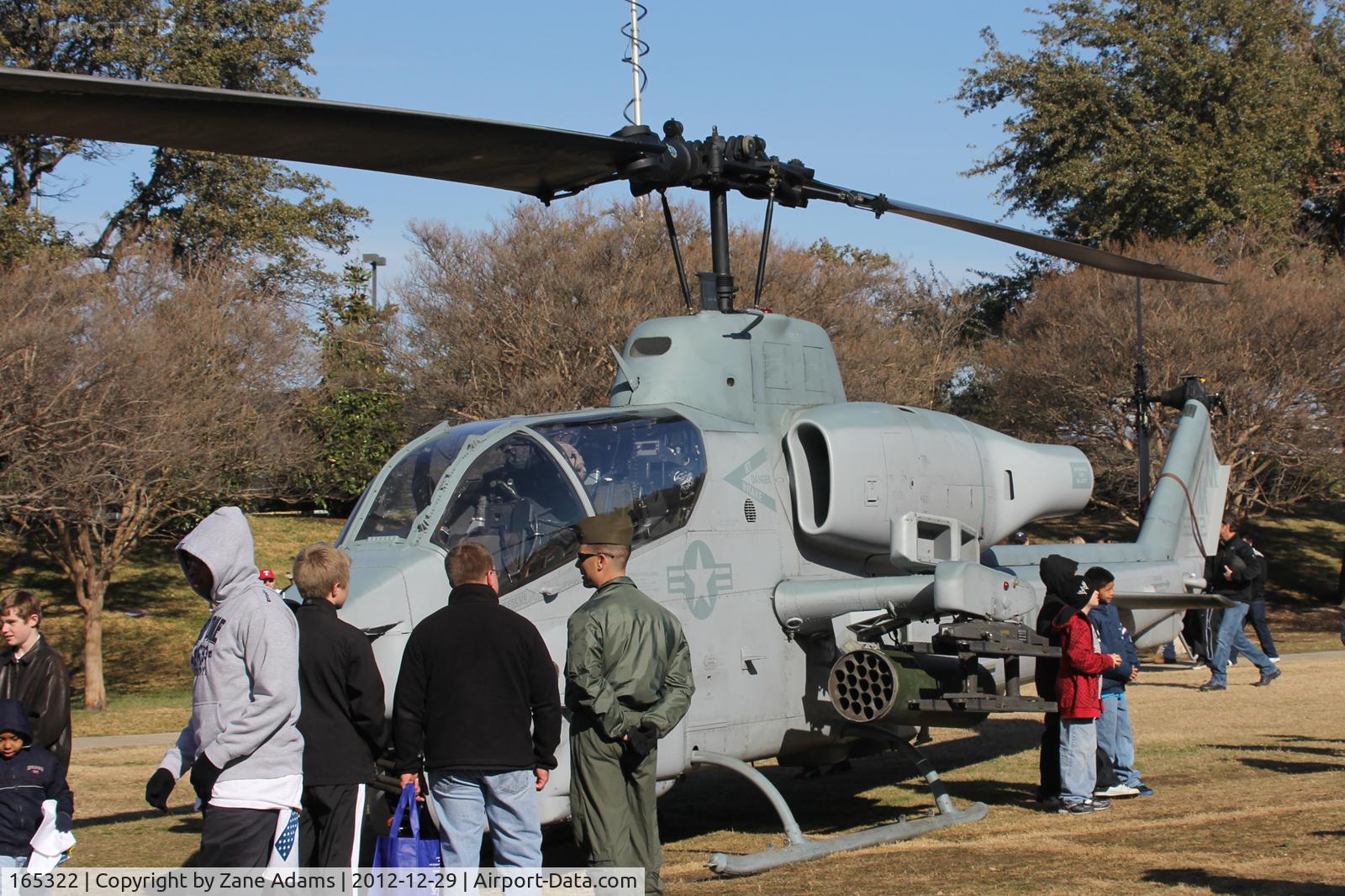 165322, Bell AH-1W Super Cobra C/N 26346, USMC Cobra on display at the 2013 Armed Forces Bowl in Fort Worth, TX