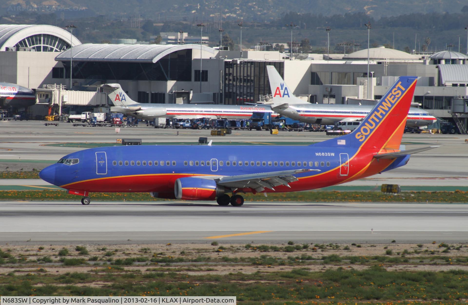 N683SW, 1988 Boeing 737-3G7 C/N 24008, Boeing 737-300
