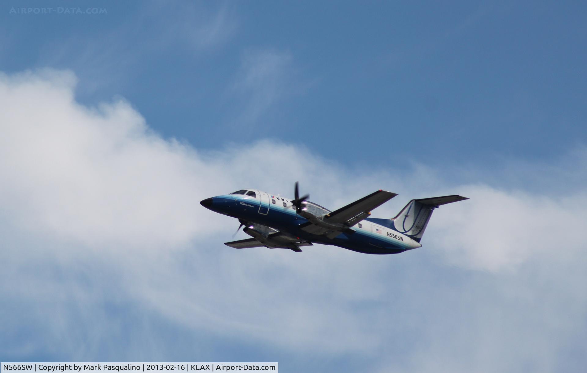 N566SW, 1998 Embraer EMB-120ER Brasilia C/N 120341, EMB-120ER