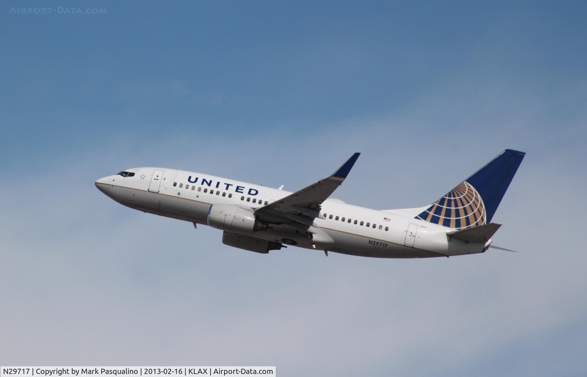 N29717, 1999 Boeing 737-724 C/N 28936, Boeing 737-700