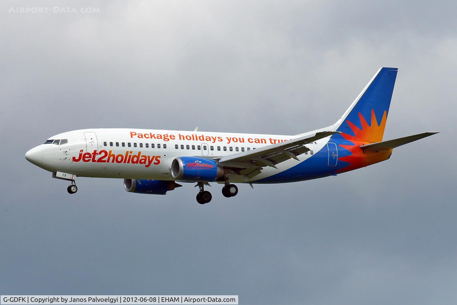 G-GDFK, 1998 Boeing 737-36N C/N 28572, Jet2 Holidays Boeing B737-36N final approach